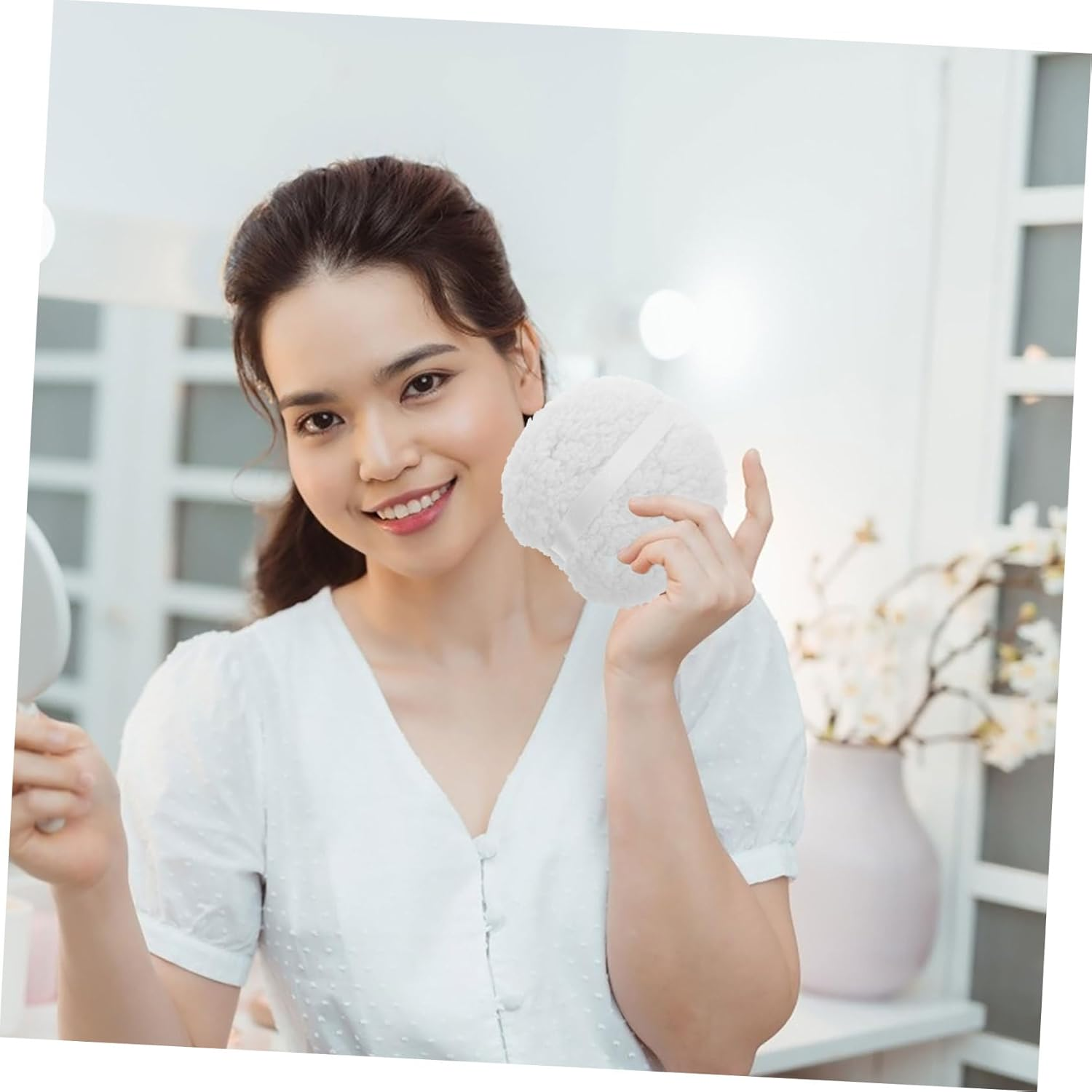 ERINGOGO Washable Reusable Body Powder Puff Large Fluffy Soft Loose Powder Applicator Oversized Dusting Puff for Women Men 6 Inch image number 1