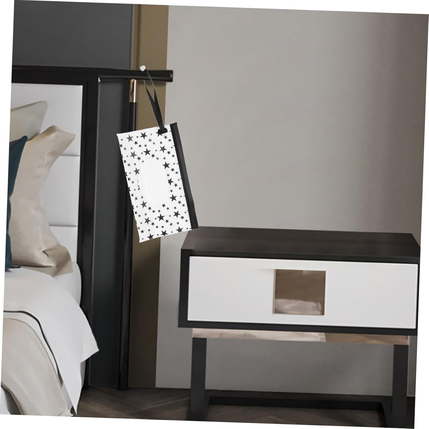 2Pcs Elegant Wipe Dispenser Bag Portable Tissue Holder Flip Lid for Home Go