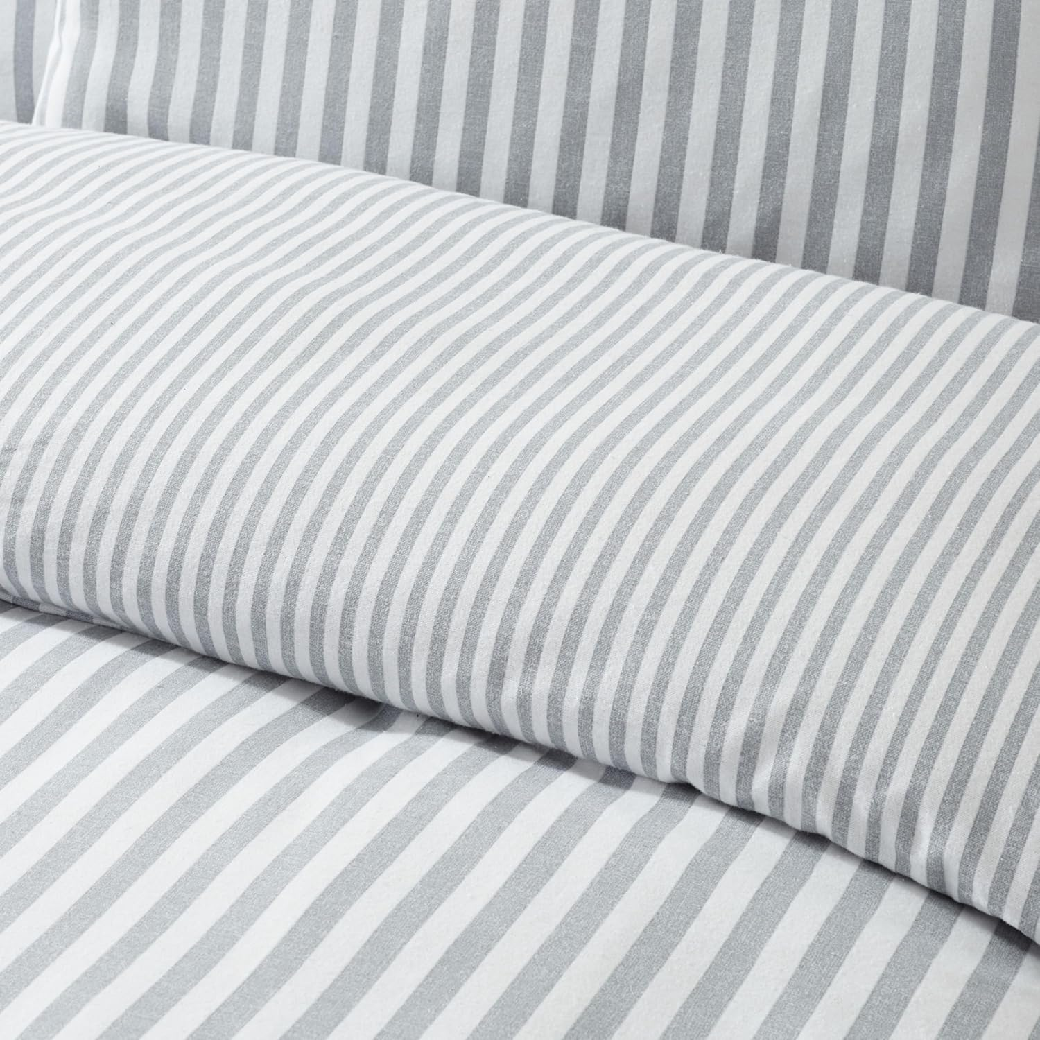Catherine Lansfield Brushed Stripe Cotton Reversible King Duvet Cover Set with Pillowcases Silver Grey image number 4
