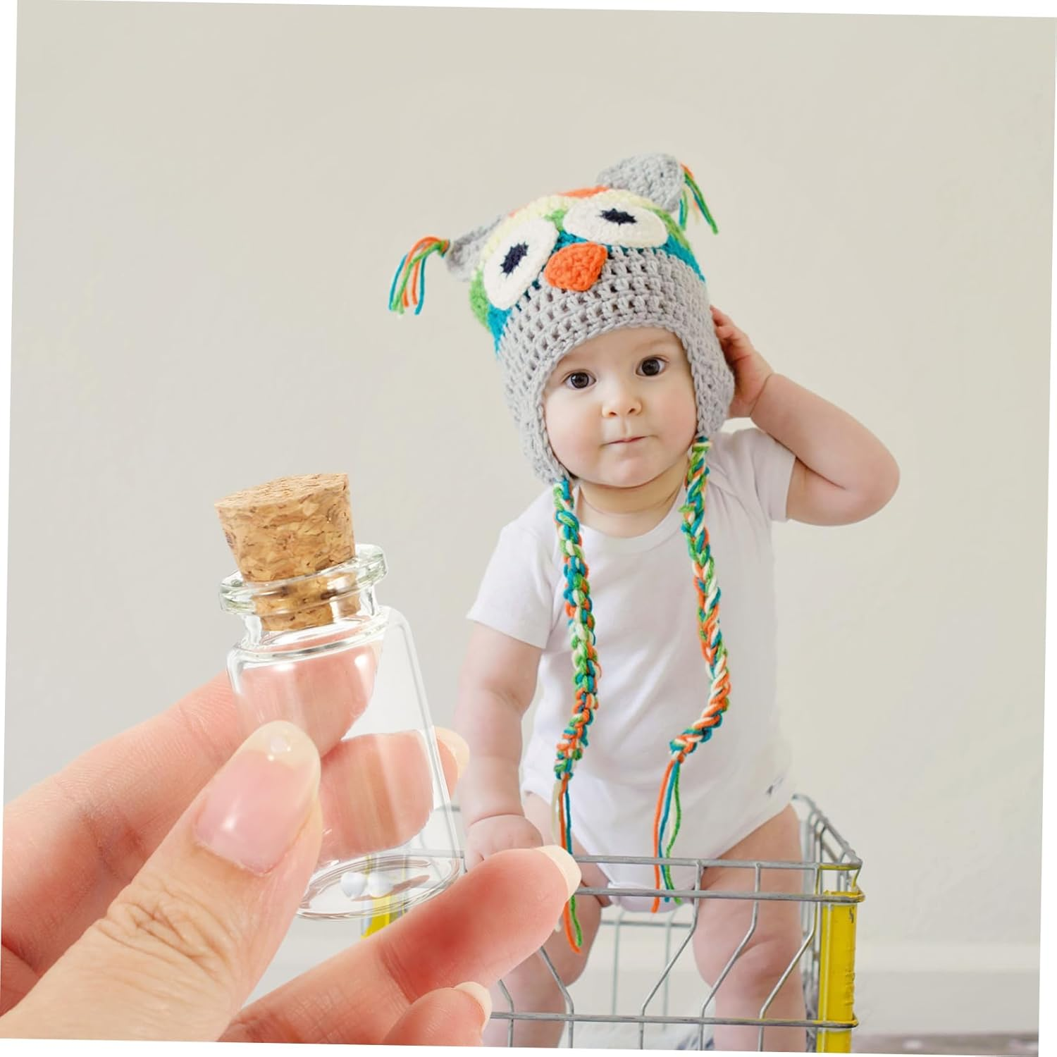 Mobestech Lanugo Storage Bottle Fetal Hair Box Boys and Girls Teeth Keepsake Organizer for Newborn Shower Random Style image number 1