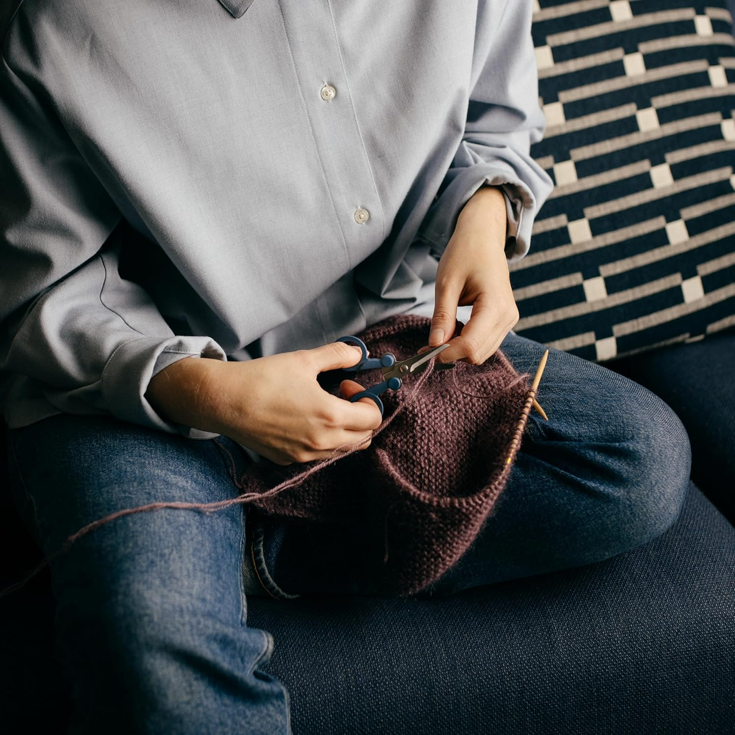 Fiskars Designer Folding Scissors 4"-Mountain Haze 1067375 image number 3