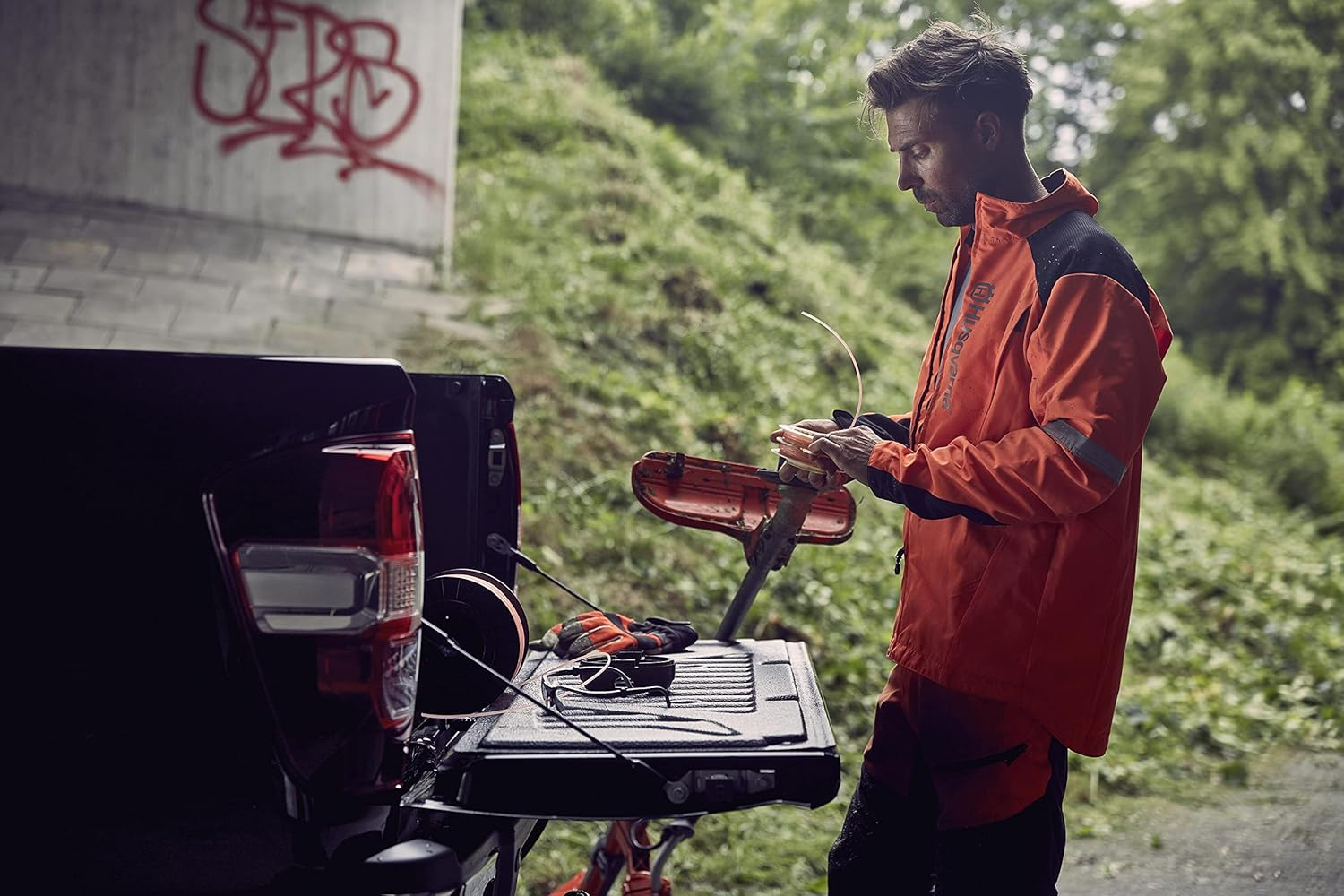 Husqvarna Whisper Twist Trimmer Line 2.4Mm X 77M &ndash; Long Length Low Noise Line | Donut Organge/Black