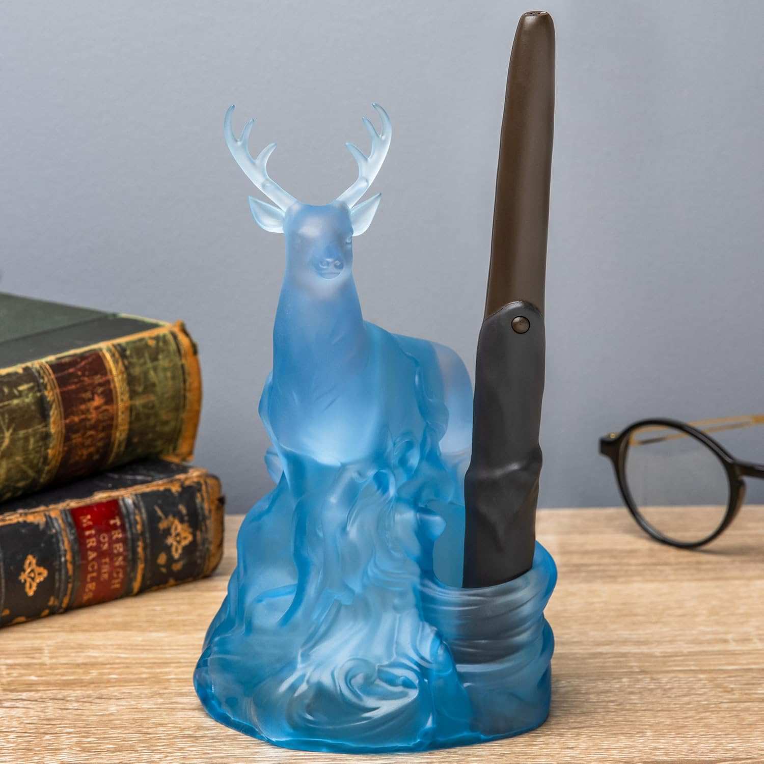 Paladone Harry Potter Deer Patronus Light with Wand Remote Control, Officially Licensed Wizarding World Merchandise, Battery Powered Collectible Gift, Home D&eacute;cor image number 5