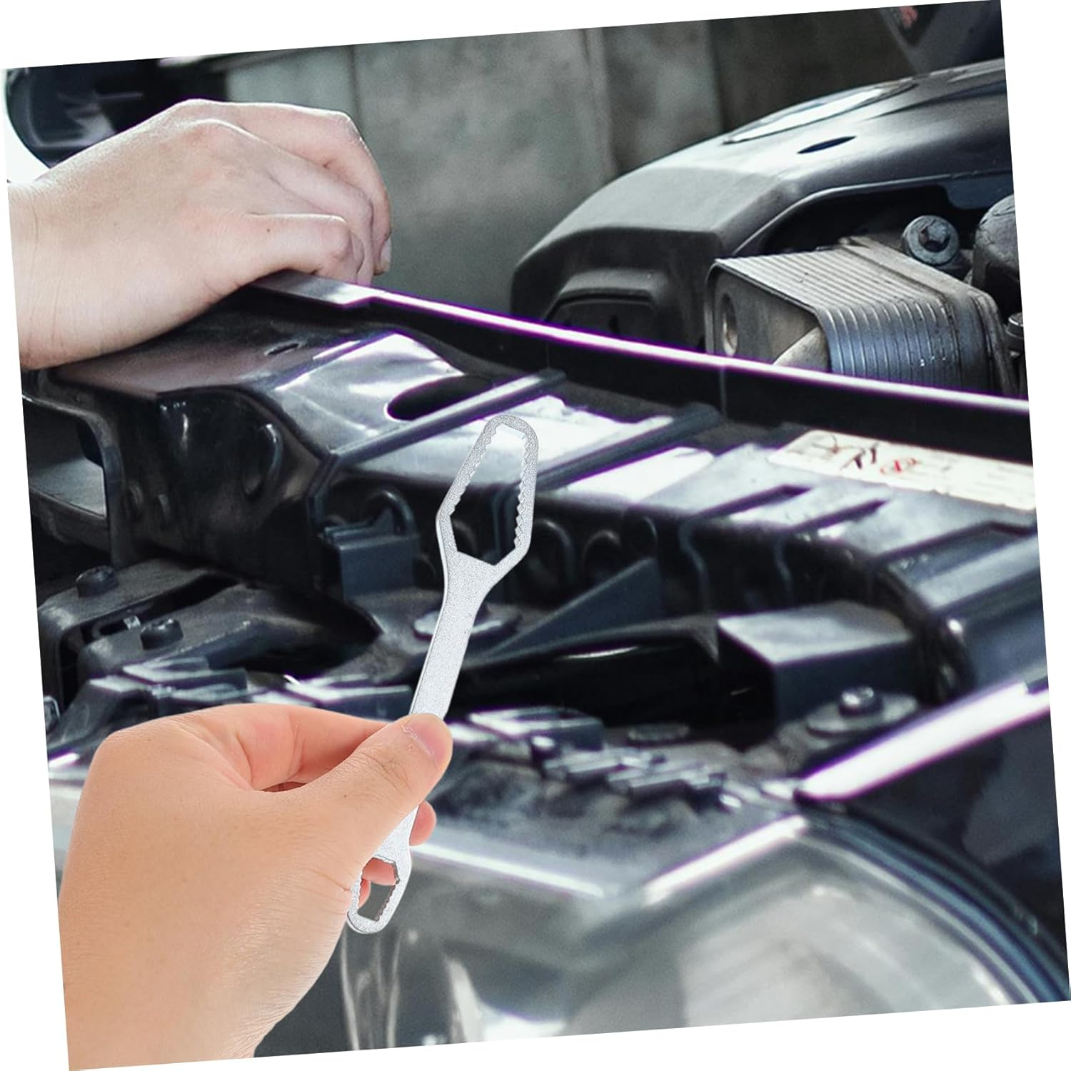 Homoyoyo Multifunctional Wrench Tool Adjustable Double-Ended Self-Tightening Wrench for Automotive and Household Repairs Construction Efficient Versatile Use image number 4