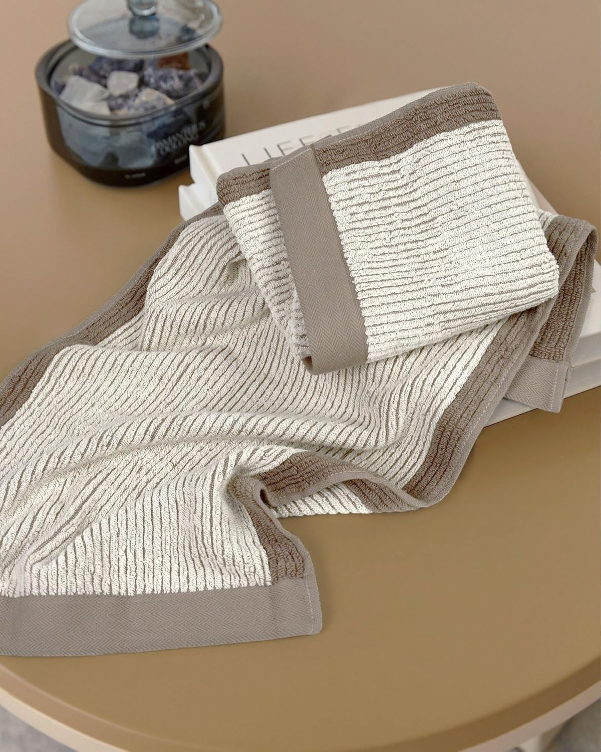 Cleanbear Hand Towels for Bathroom Set of 4, Jacquard Weaved Cotton Face Towels, 28 X 13.7 Inches (Light-Brown) - Light-Brown image number 4