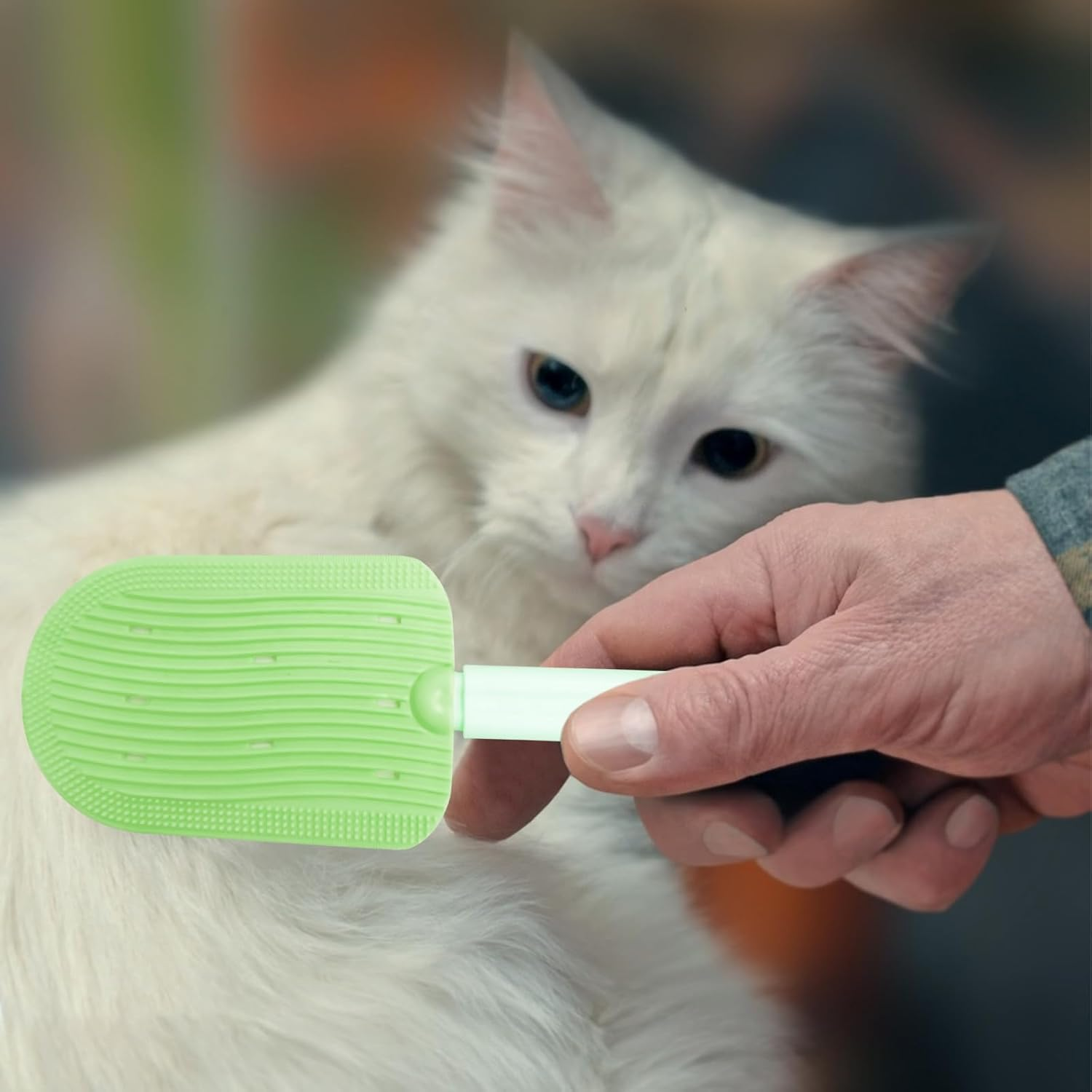GAROMIA Cat Care Set 3 Pieces Pet Hair Remover Lint Shaver Pet Hair Remover Cat Hair Remover Cat Tongue Comb Clothes Brush Hair Comb Floating Hair for Animal Hair Knitted Carpet image number 2