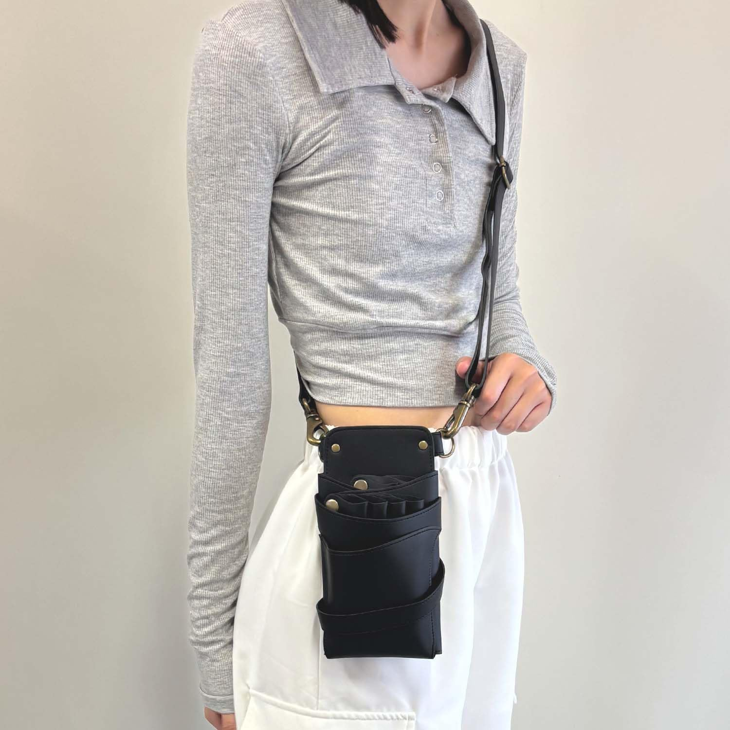 Deeds 4-6 Scissor Case Siena Black Antique Gold Hardware S-419 image number 4