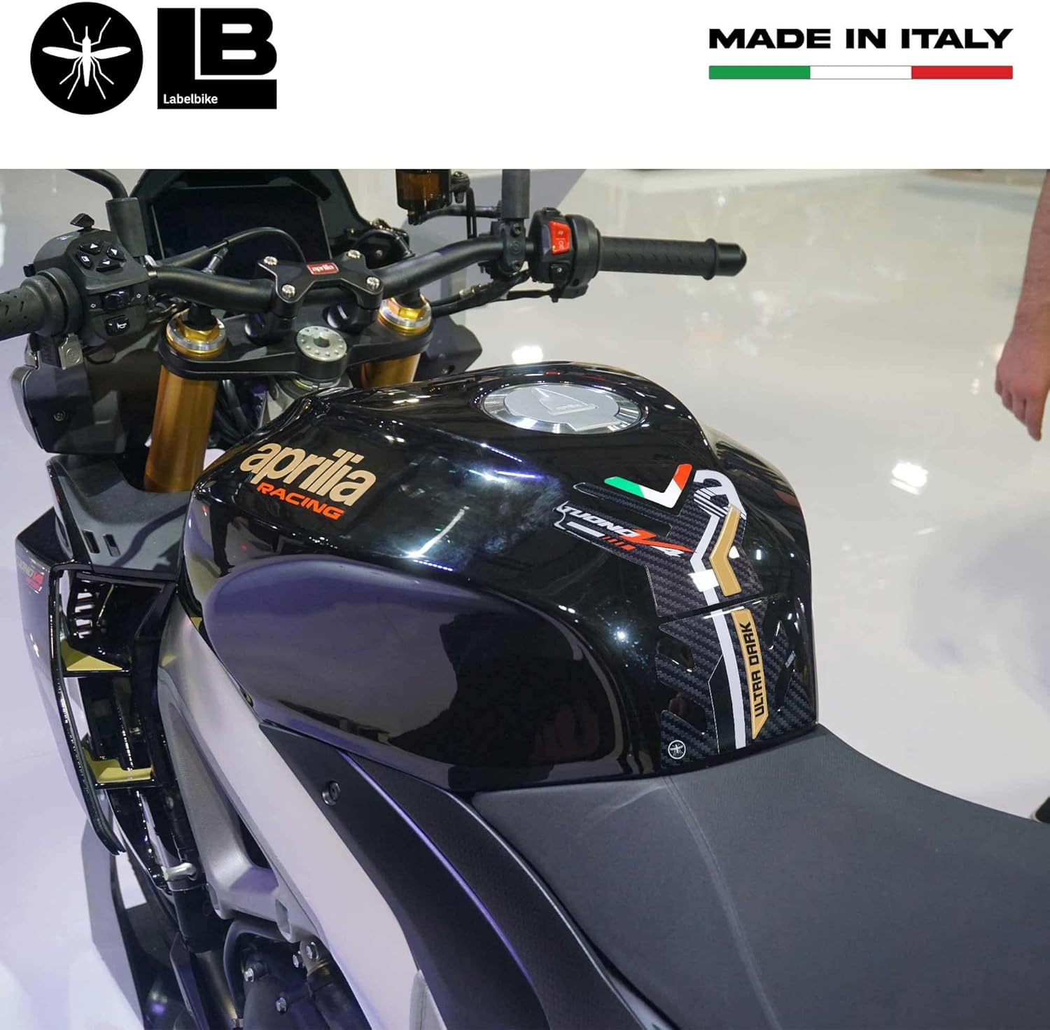Labelbike - Sticker 3D Motorcycle Tank Pad Protection and Decoration in Resin Compatible with Aprilia Tuono V4 1100 2021-2025 - Color Carbon Black Grey Gold Red - Red image number 5