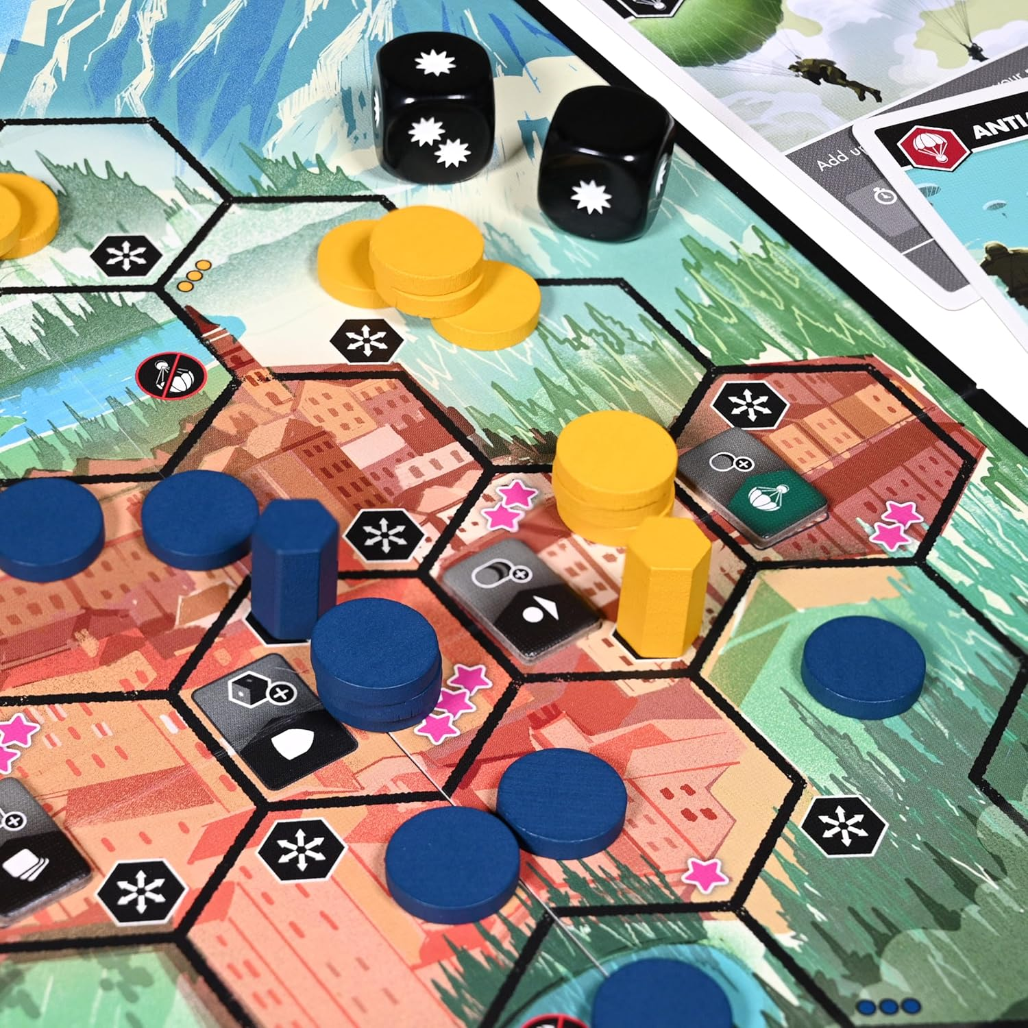 Osprey Games General Orders: World War II Card Game - Strategy Card Game - 2 Players - Ages 12+ image number 2