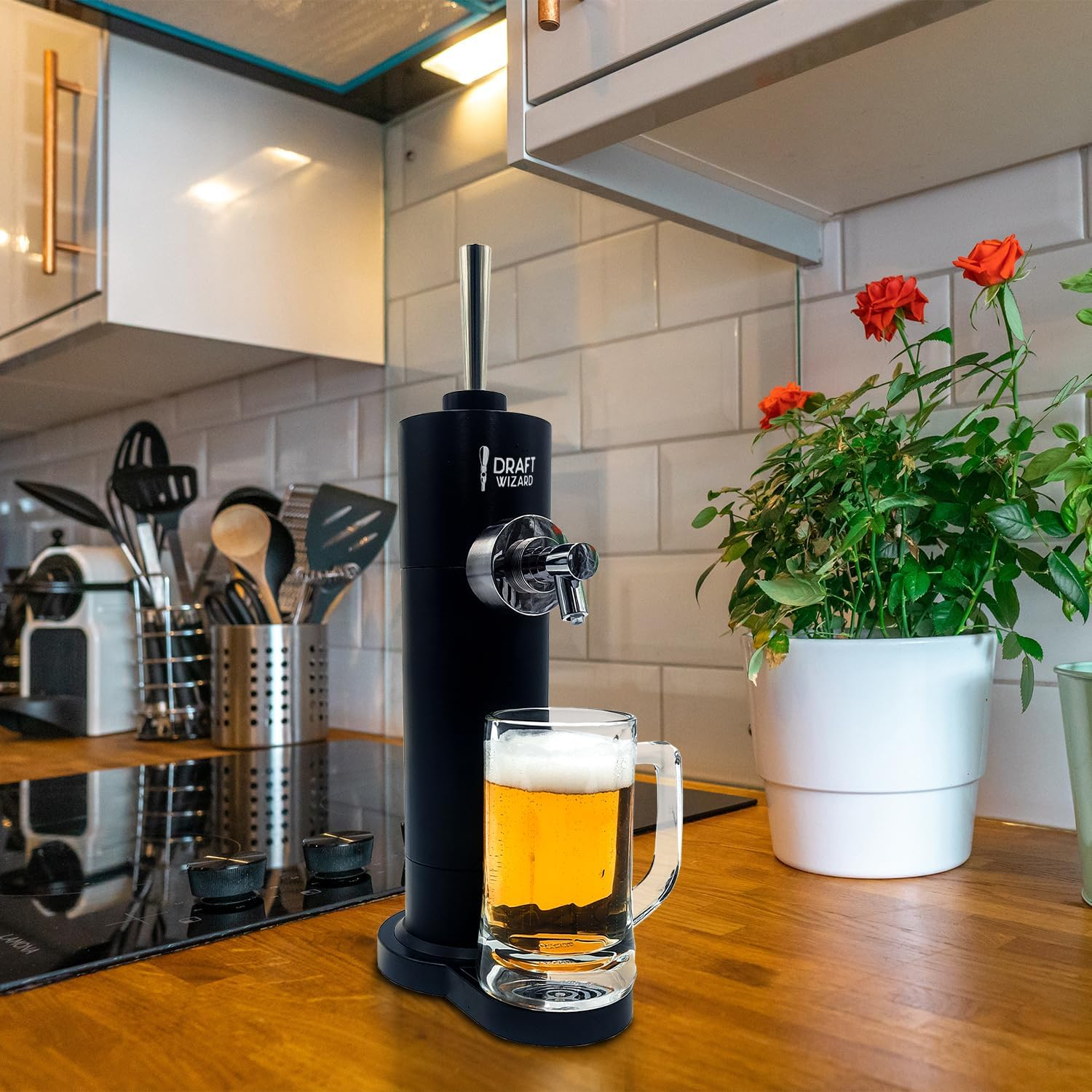 To Go Tap - Beer Dispenser for Canned Beer + Beer Frother - Mad Monkey image number 2