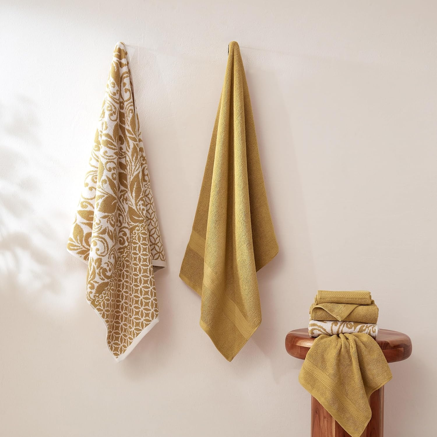 Modern Threads Trefoil Filigree 6-Piece Reversible Yarn Dyed Jacquard Towel Set - Bath Towels, Hand Towels, & Washcloths - Super Absorbent & Quick Dry - 100% Combed Cotton image number 6