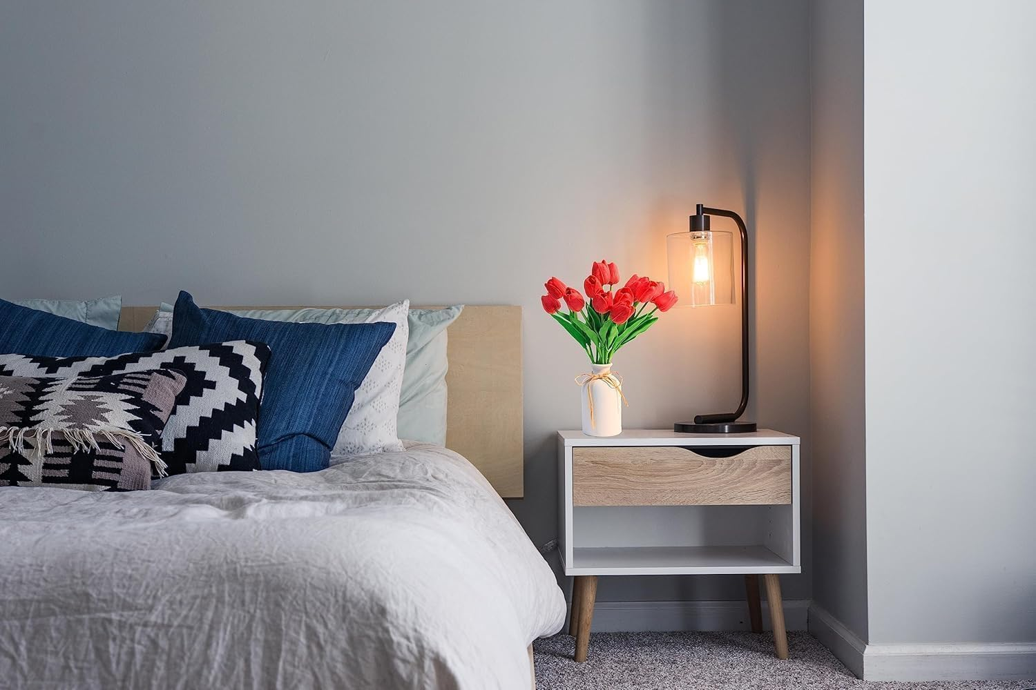 10Pcs Red Fake Tulips Artificial Flowers Real Touch Red Silk Flower for Home Kitchen Decor Spring Easter Wedding Bouquet Decorations Office Floral Arrangements (One Size) image number 6