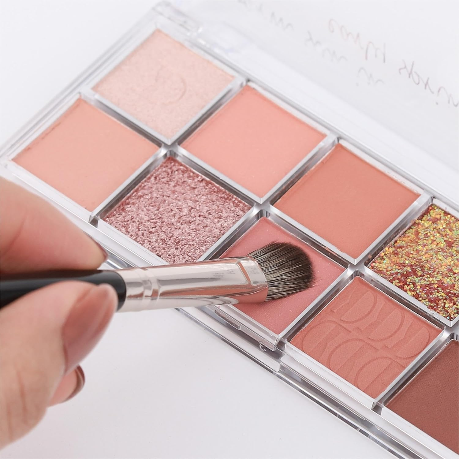 BRUSH ARTIST 12 Pcs Premium Synthetic Black Silver Makeup Brush Set with Foundation Sponge, Face Powder Brush, Contour Brush, Blush Brush, Eyeshadow Brush, Eyebrow Brush, Concealer Brush image number 6