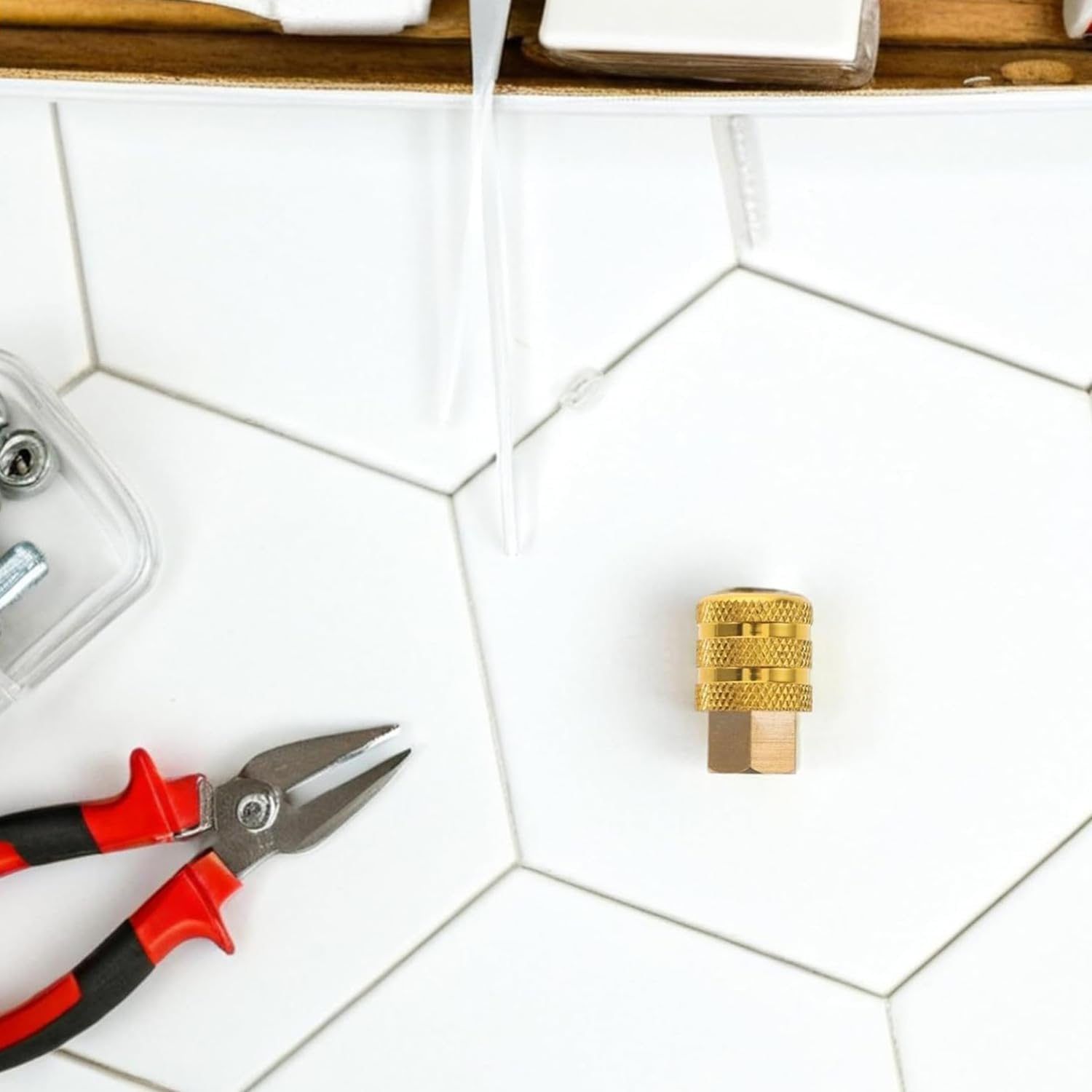 1PCS Heavy-Duty Copper Air Chuck Tire Inflator Adapter with Quick Connect Mechanism, Universal Fit for Car Truck SUV Bicycle Tires, Emergency Portable Inflation Tool Accessory