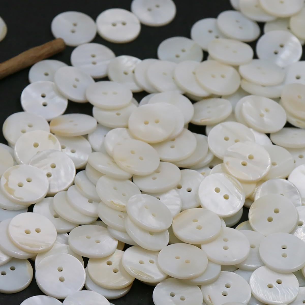 AIMALL Natural Shell Buttons - 20PCS round Two-Hole White Buttons for Shirts, Knitwear, and Crafts - 9 Sizes from 9Mm to 25Mm image number 4