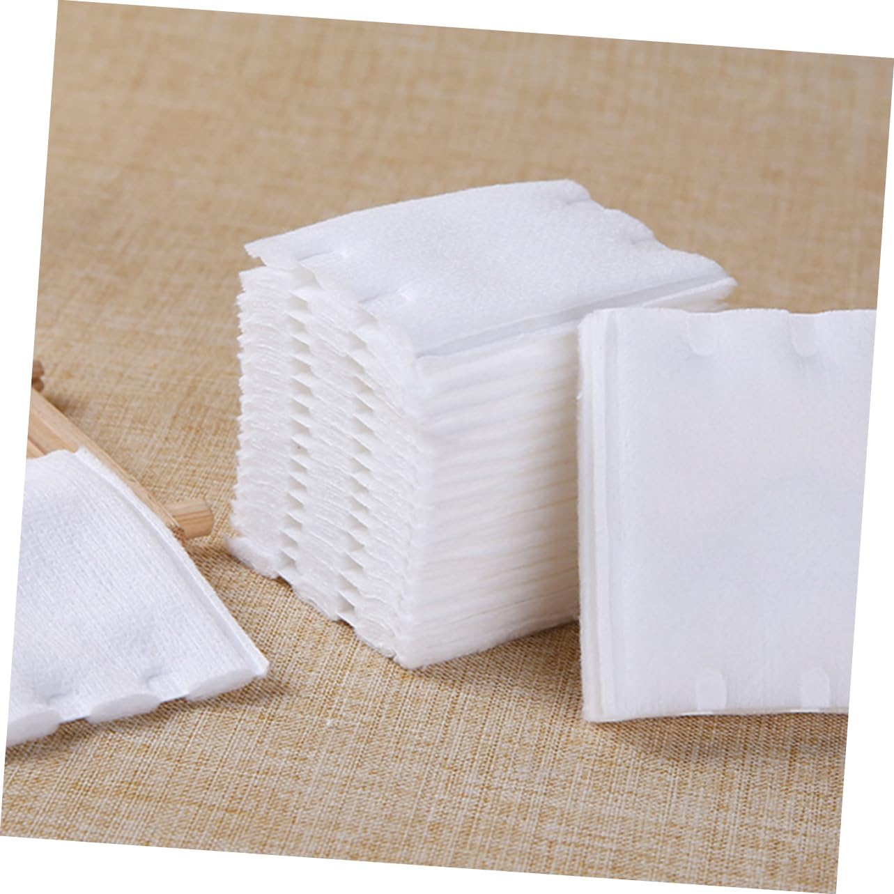 222Pcs Double Sided Makeup Cotton Pads Soft Durable Facial Puff for Makeup Removal Skin Care More for Toner Gel Lotion Application Portable image number 4