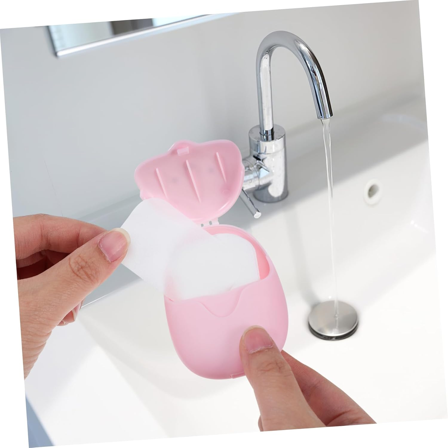 VANZACK 3 Pcs Disposable Paper Soap Sheets Portable Travel Soap Flakes Pp Material Mini Strips for Hand Washing for Hiking and Travel Toiletry Kits image number 3