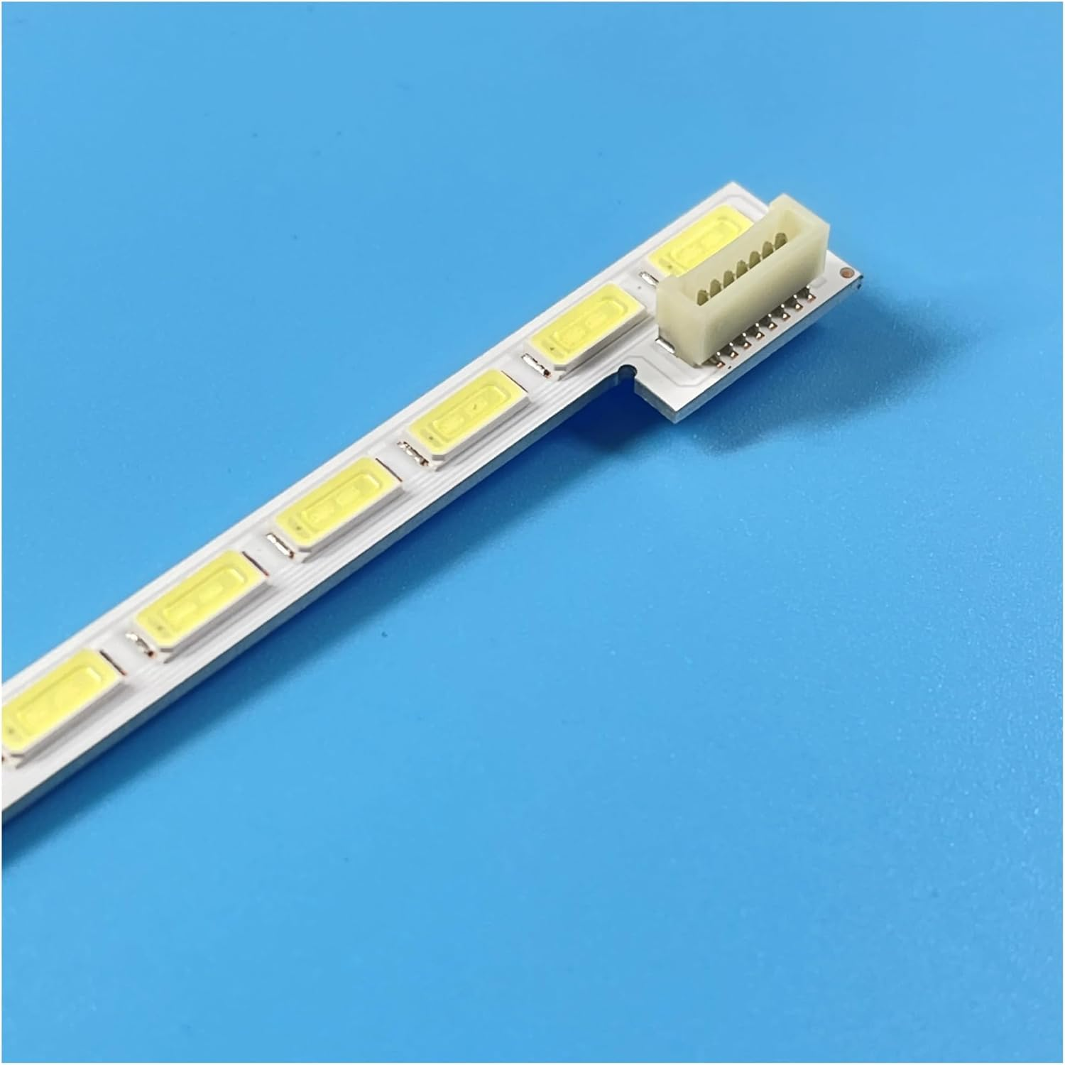 LED Lighting L.-IG I.-NNOTEK 42 Inch 7030PKG 60EA Rev0.2 for 42LS560T 42LS561T 42LS562T 42LS5600 42LS5620 42LS570T 42LS570S 42LS575S (Color : 10Pcs) image number 1