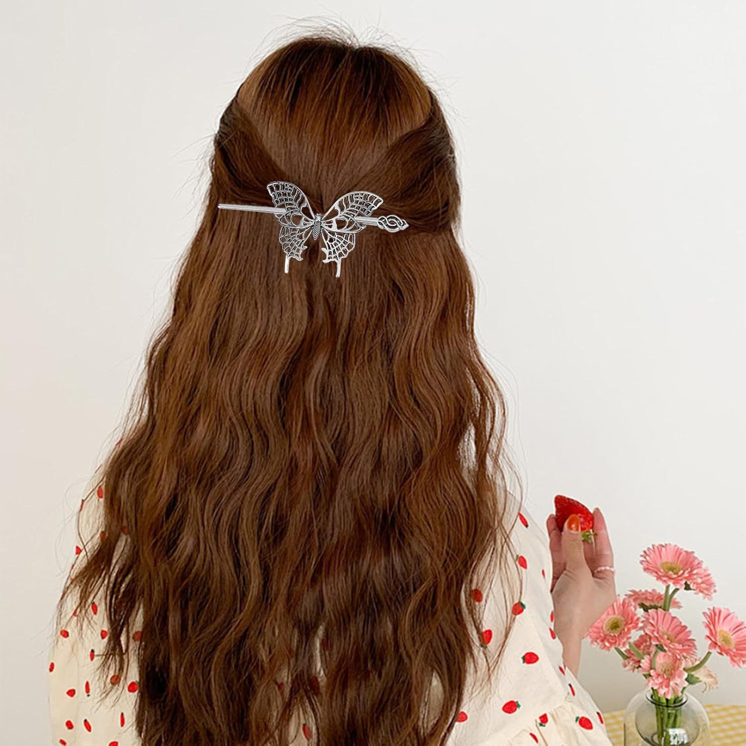 NICENEEDED Vintage Butterfly Hair Pin Hollow Antique Medieval Hair Clip Metal Holder Hair Bun Clip Retro Holder