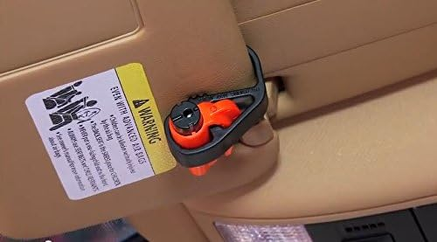 Resqme, Inc. Accessory Pack for Resqme Car Escape Tool with Visor Clip, Lanyard and Cable Tie image number 2