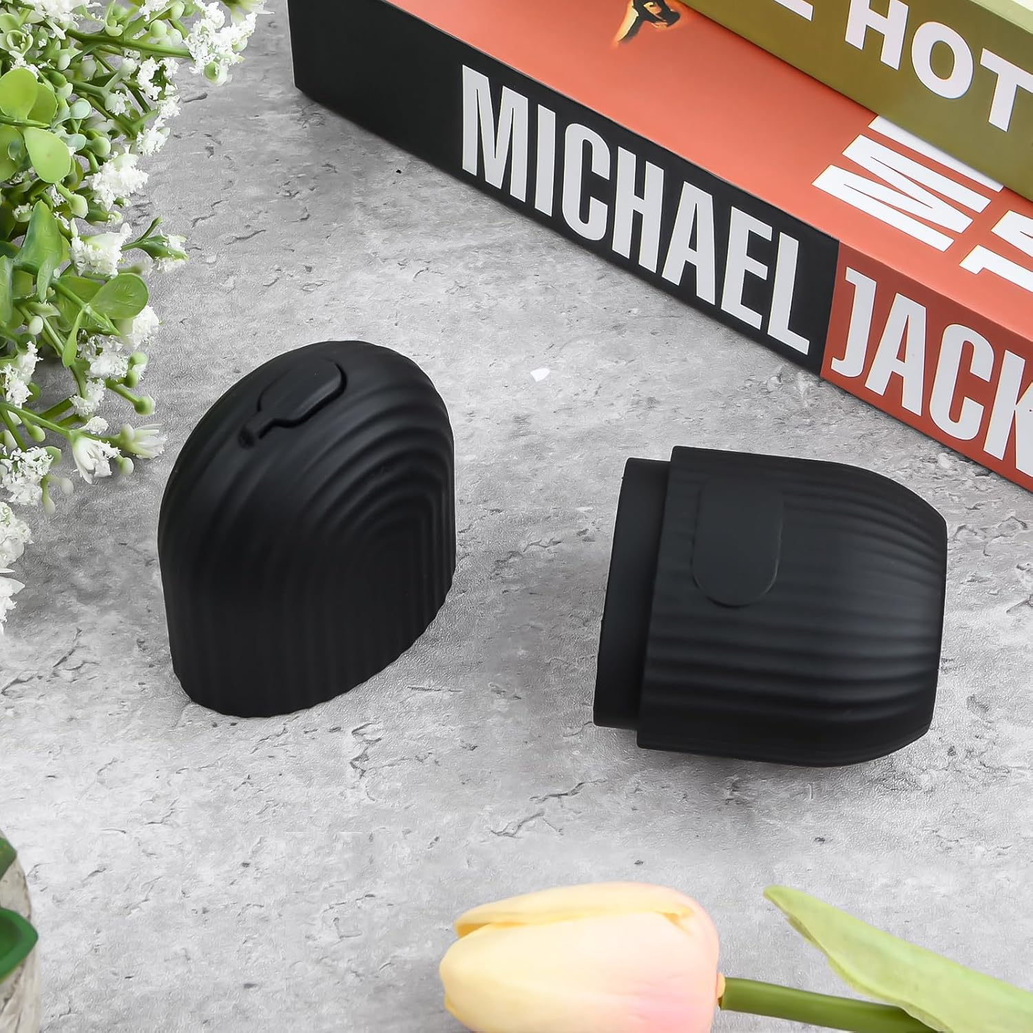 Ice Roller for Face, Eyes and Neck - Reusable Ice Roller - Instant Cooling and Puffiness Reduction - Face Massage for Puffiness - Manual Eye Massager for Wrinkles - Natural Skincare Tool (Black) image number 4