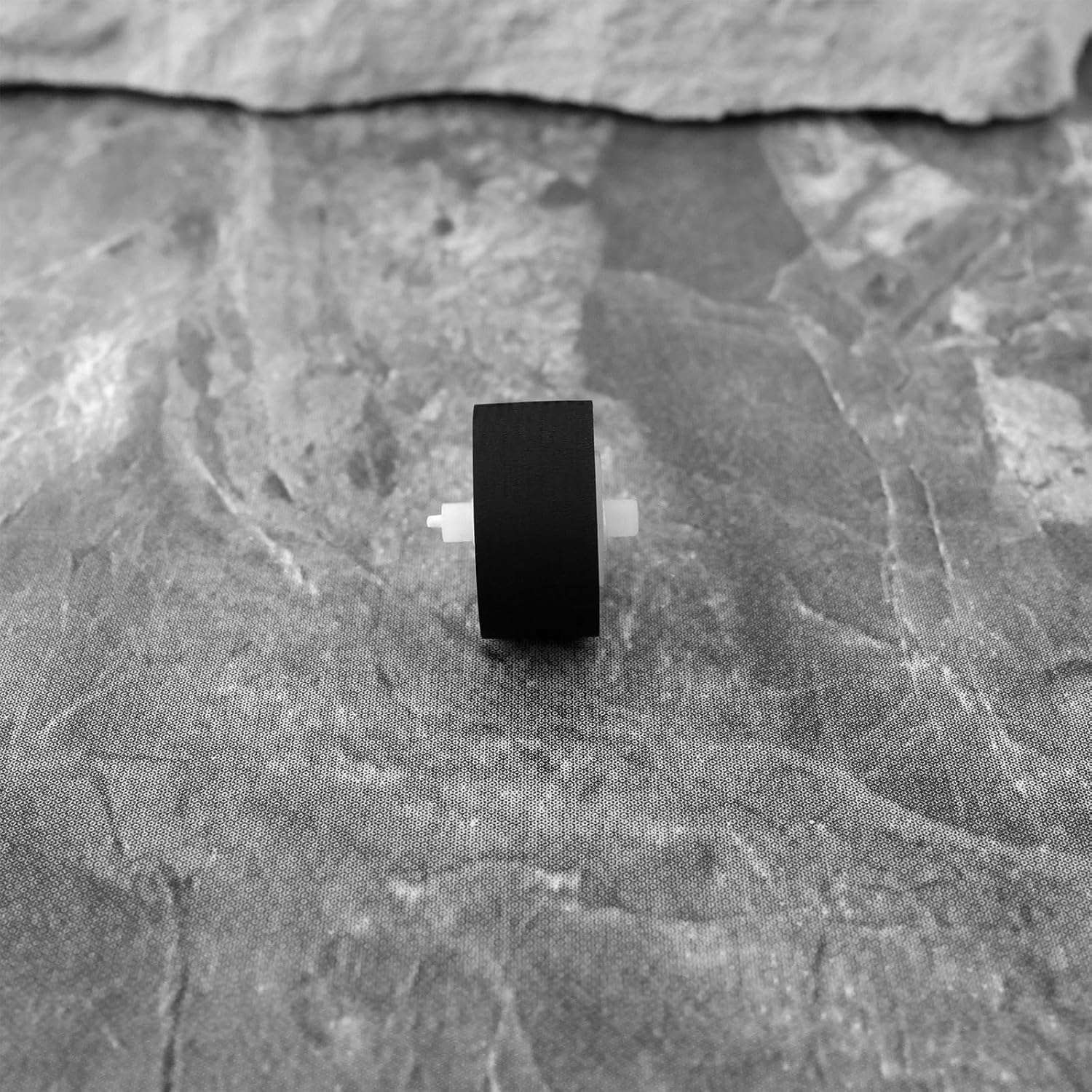 Emagtech 4Pcs Rubber Pinch Wheels RDP0055 Compatible with Technics RS-AZ6/AZ7/BX501/BX646/TR373 VCR Cassette Player Roller image number 6