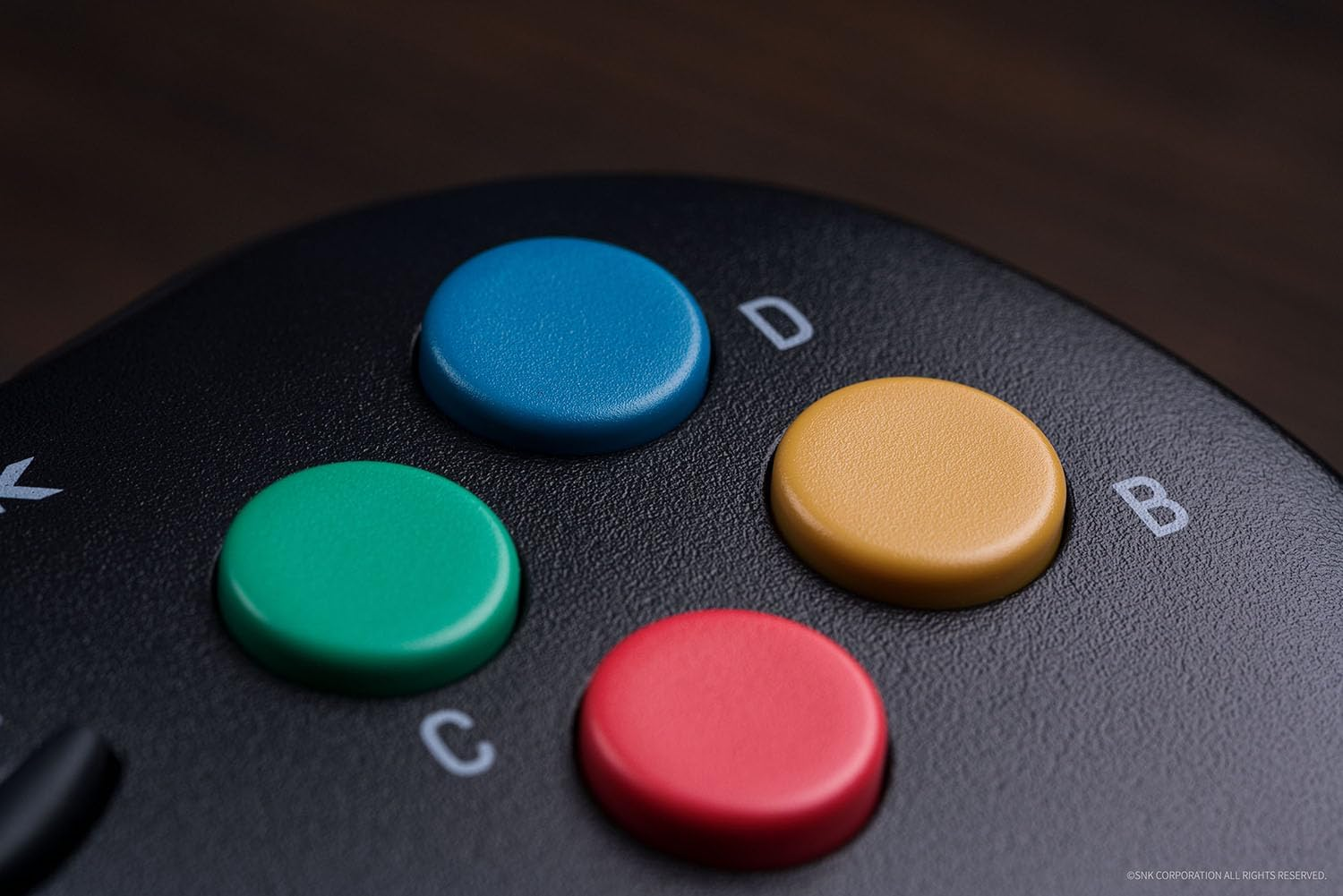 8Bitdo NEOGEO Wireless Controller for Windows, Android, and NEOGEO Mini with Classic Click-Style Joystick - Officially Licensed by SNK (Kyo Kusanagi Edition) image number 4