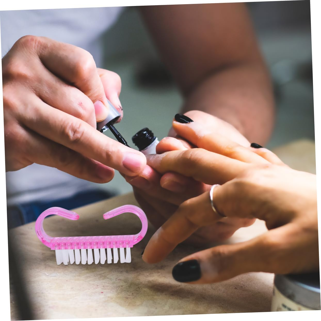 Minkissy 4Pcs Nail Brush Gentle Horn Brush for Nail Cleaning Scrubbing Comfortable Handle image number 6