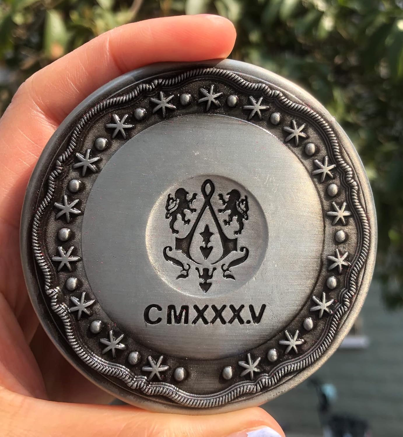 Blood Oath Marker Coin Novelty Metal Coins John Movie Props Cosplay Collecting Coin for Fans for Men Women Teen (Silver Coin) - Red Coin image number 6