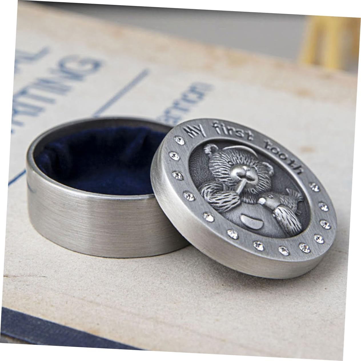 Teeth Keepsake Box Metal Milk Tooth Holder for Boys and Girls Collection Organizer Unique Newborns and Boy Girl image number 1