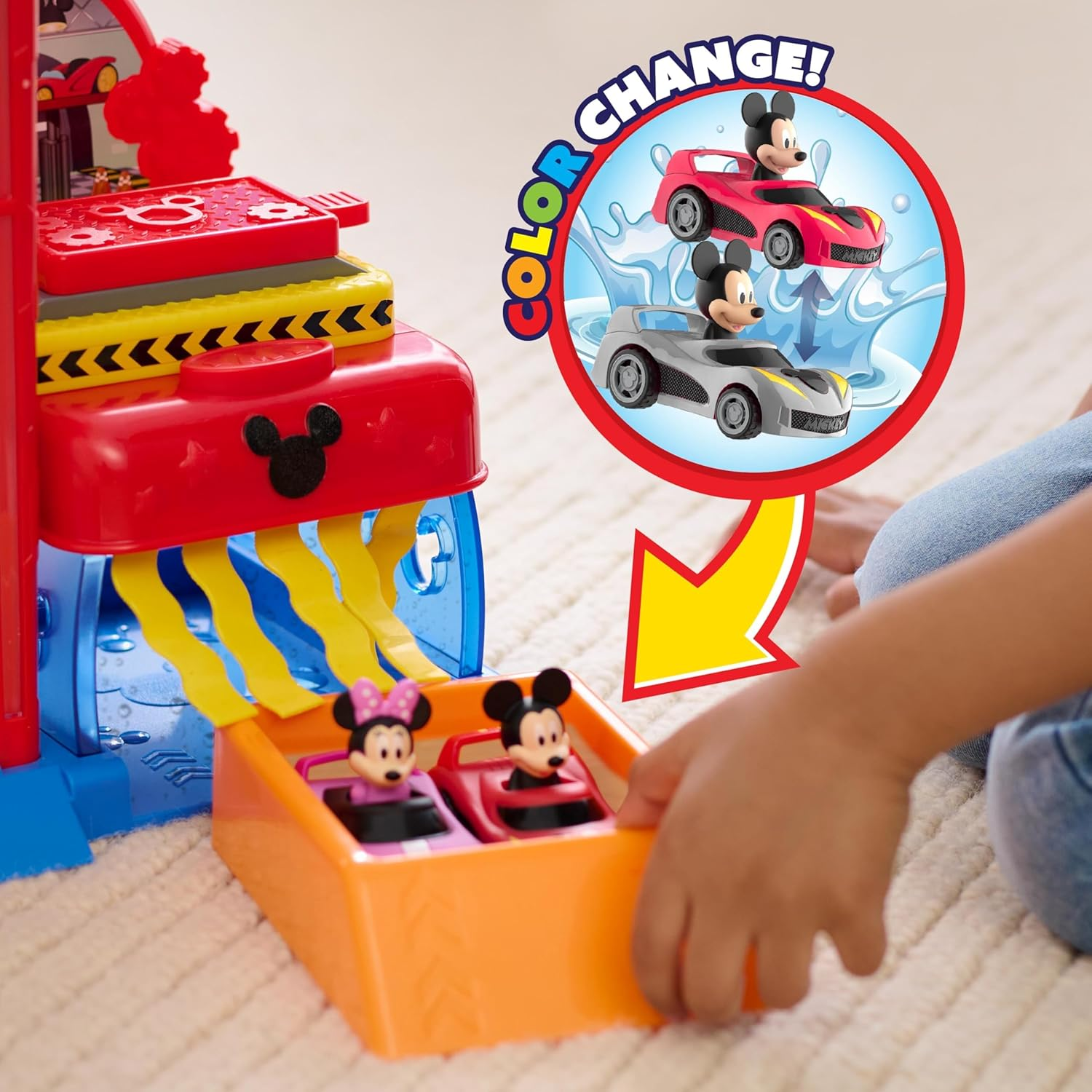 Disney Junior Mickey Mouse Ready to Race Garage, Lights and Sounds, 19-Piece Vehicle Playset, Kids Toys for Ages 3 up by Just Play image number 3