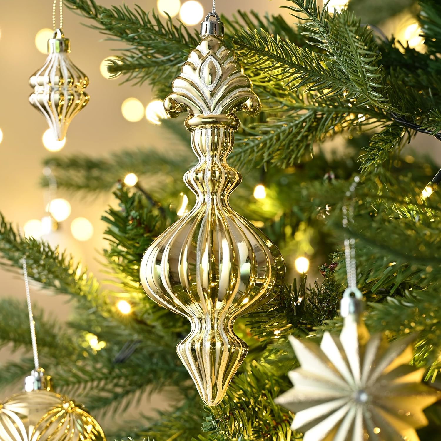 Valery Madelyn Christmas Tree Ornaments Set for Valentines, 80Ct White and Gold Shatterproof Christmas Tree Decorations Bulk, Luxury Hanging Ball Ornaments for Xmas Trees Holiday Wedding Decor image number 5