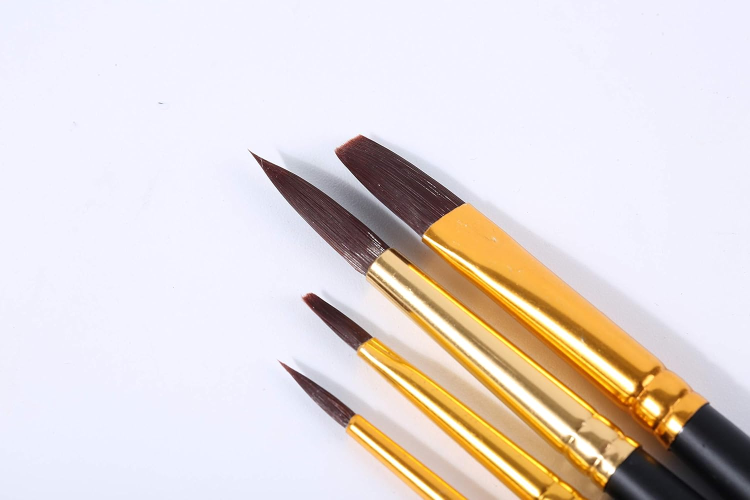 Etchd Lab 4 Pcs Artist Paint Brush Set- Ergonomic, No Shedding, Versatile Nylon Brushes - Includes #1 Round, 10 Round, 4 Flat, 10 Flat for Watercolor, Acrylic, Oil, Face, Nail, Craft Art Painting image number 2