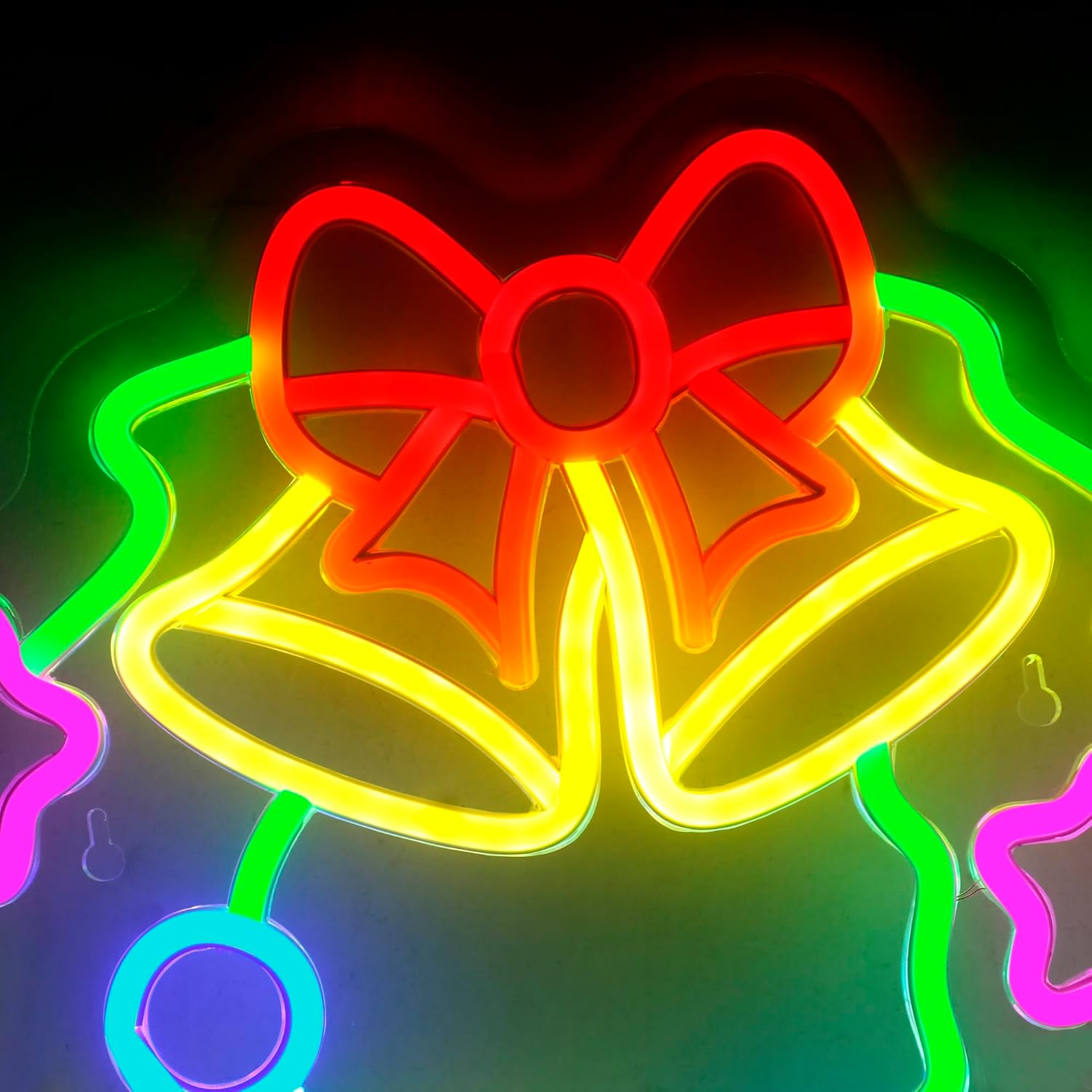 TRIXES Neon Wreath LED Light up Sign - Large 32Cm Retro Wall Decoration - Festive Hanging Decor USB Powered image number 5