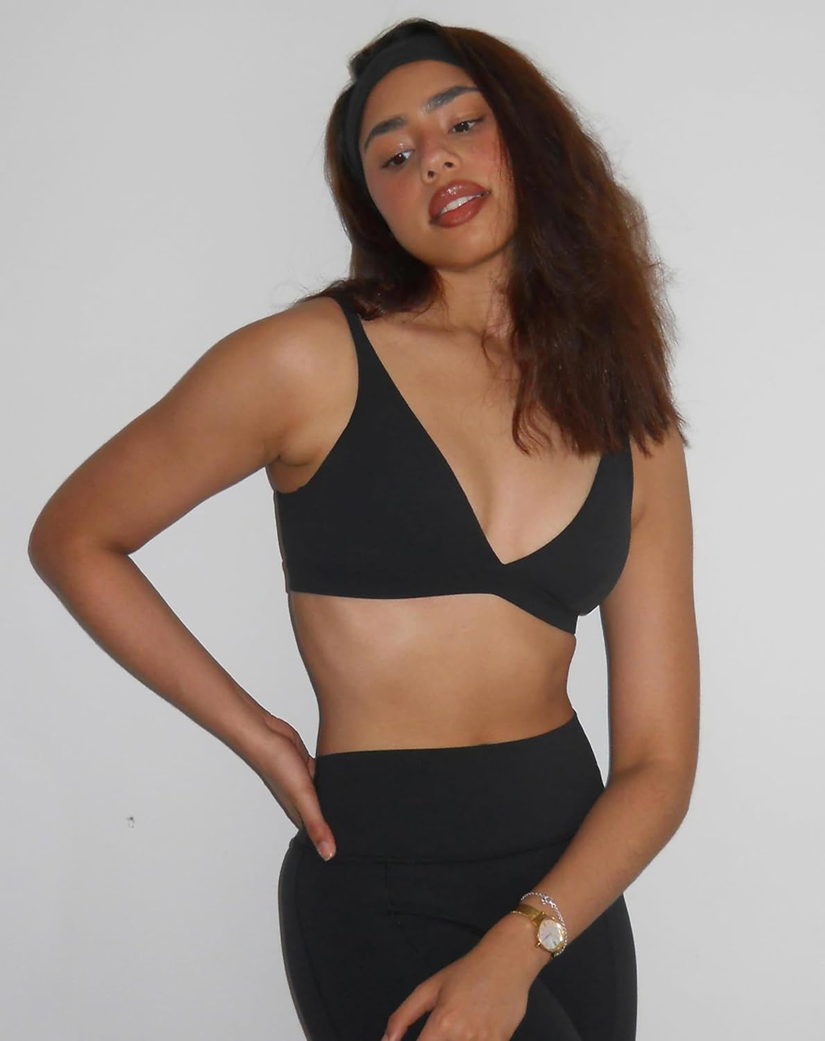 Womens Deep V-Neck Sports Bra Padded Low Impact Fitness Yoga Bra U Back Wireless Workout Bra Contour Crop Top image number 3