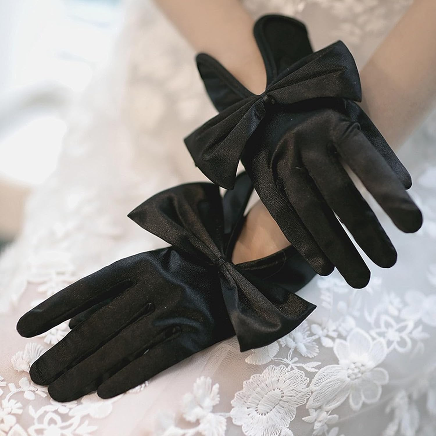 Lopsity Women Black Satin Gloves Wrist Length Gloves Bridal Gloves Tea Party Gloves Costume 1920S for Wedding Opera Dinner Party
