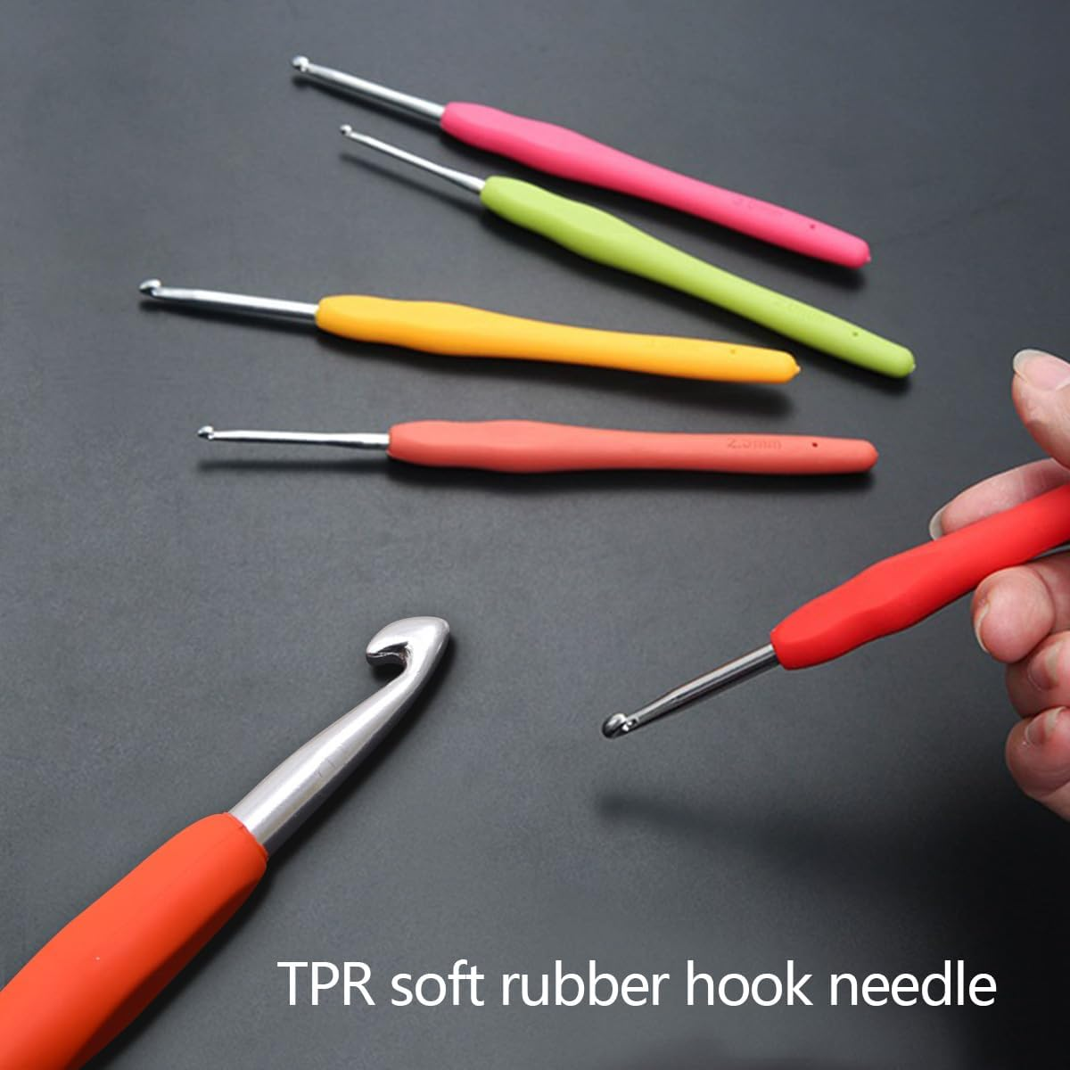 9 Pcs Crochet Kit,Non-Slip Crochet Hooks,Aluminum Crochet,Clover Crochet Hooks,Crochet Hooks Set, for Arthritic Hands,Beginner Knitting and Crochet Supplies,Easy to Use image number 2