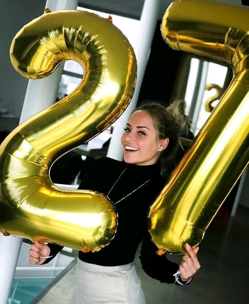 Lumjoy Gold 7 Balloon, 40 Inch Number Balloon, Gold Seven Birthday Decorations, 7Th Birthday Party Supplies, Gold Number 7 Balloon for Toddler and Kids Celebrations image number 6