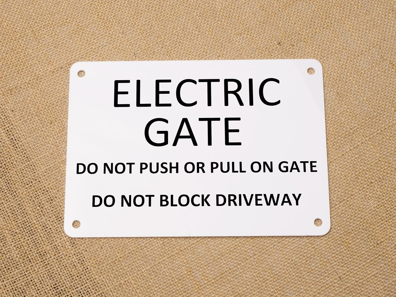 ELECTRIC Gate Do Not Push or Pull Do Not Block Driveway Plaque Gate Sign (Without Self-Adhesive at Back, 14X20CM) image number 4