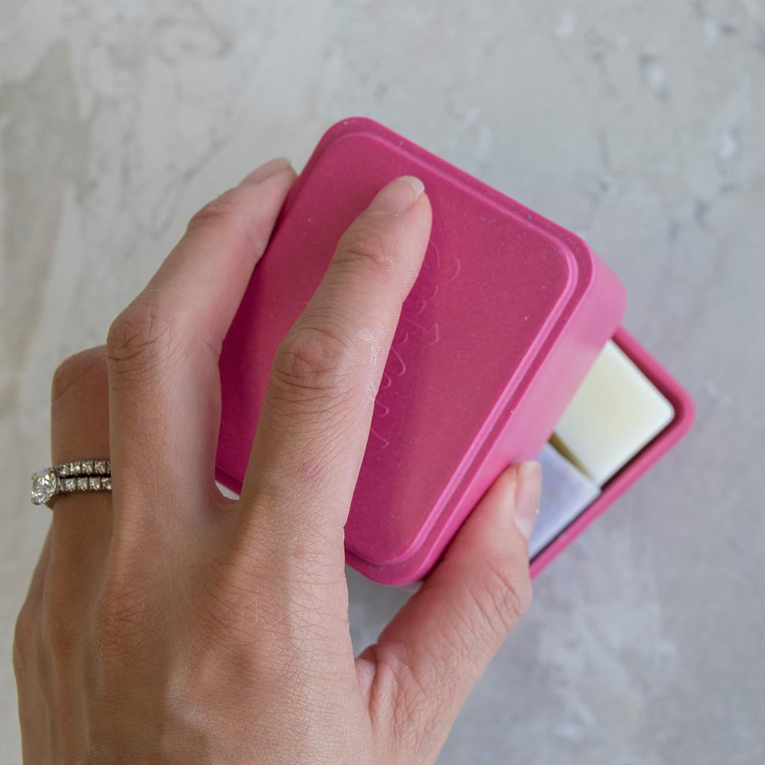 Ethique Aqua In-Shower Container for Shampoo and Conditioner Bars - Plastic-Free (Pack of 1) image number 3