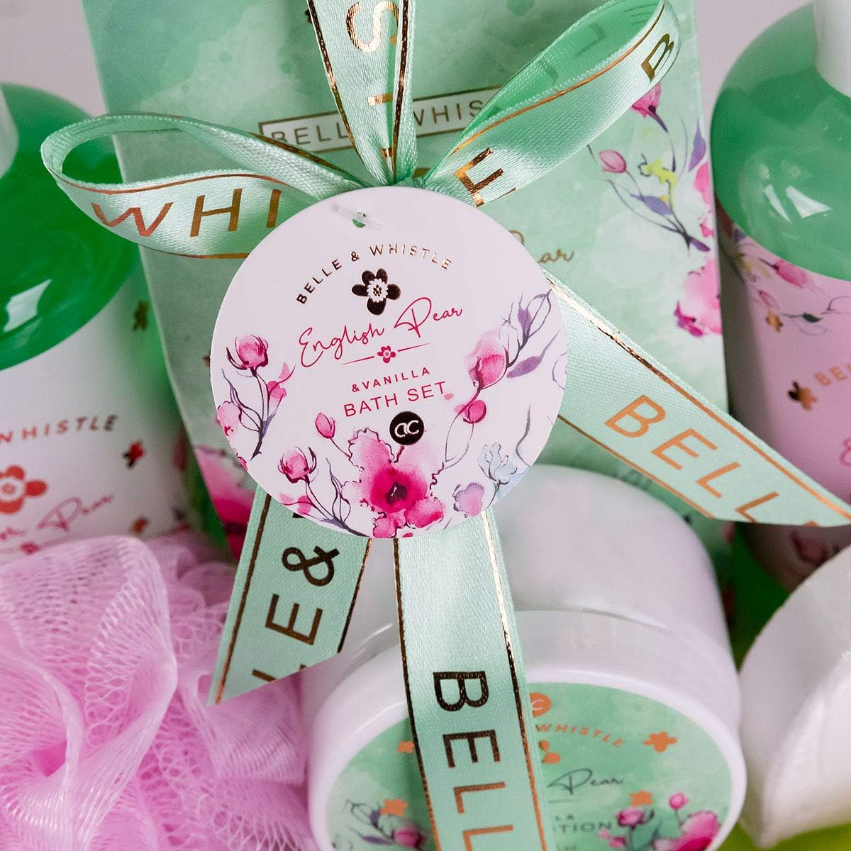 Accentra Belle & Whistle 7-Piece Bath and Shower Set Gift Set in Decorative Vintage Tub image number 2