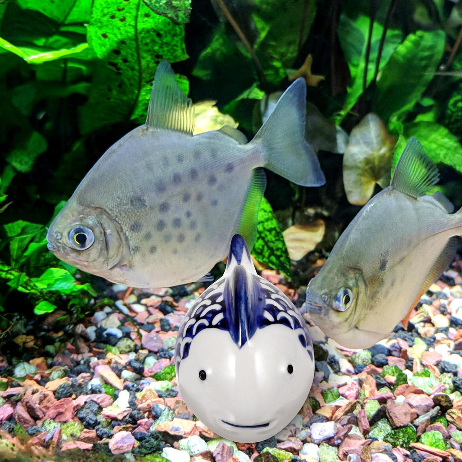 Kichvoe Ceramic Aquarium Blue and White Porcelain Floating Realistic Artificial Fish Tank Decorations Underwater Tea Pet Fish Desktop Ornaments image number 2