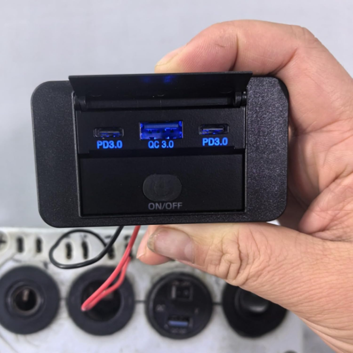 4PCS 3 Ports 12V RV USB Outlet 90W, Dual PD3.0 Type-C Quick Charge 72W & USB QC3.0 18W Panel Wall Mount image number 5