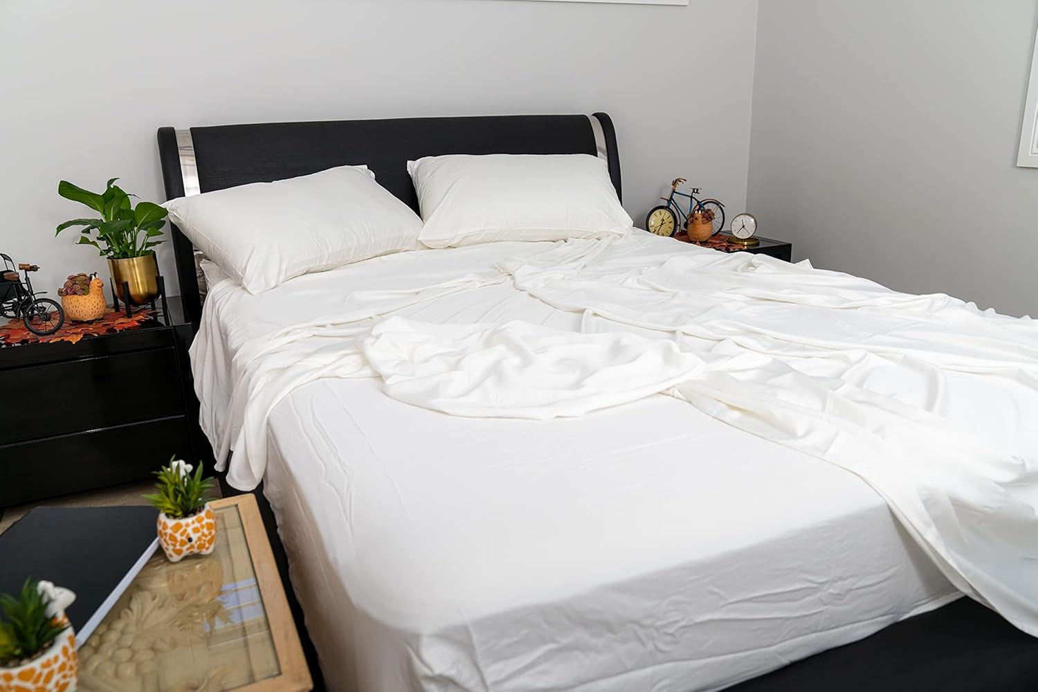 100% Lyocell Bedsheets Luxurious Feel King Size White Flat Bedsheet Solid Colour Bedding & Linen Tencel Flat Sheet image number 3