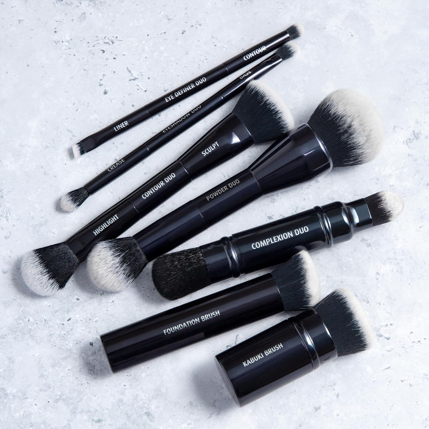Lune+Aster Eyeshadow Duo Brush - Multi-Tasking, Dual-Ended Vegan Eyeshadow Duo Brush. image number 6