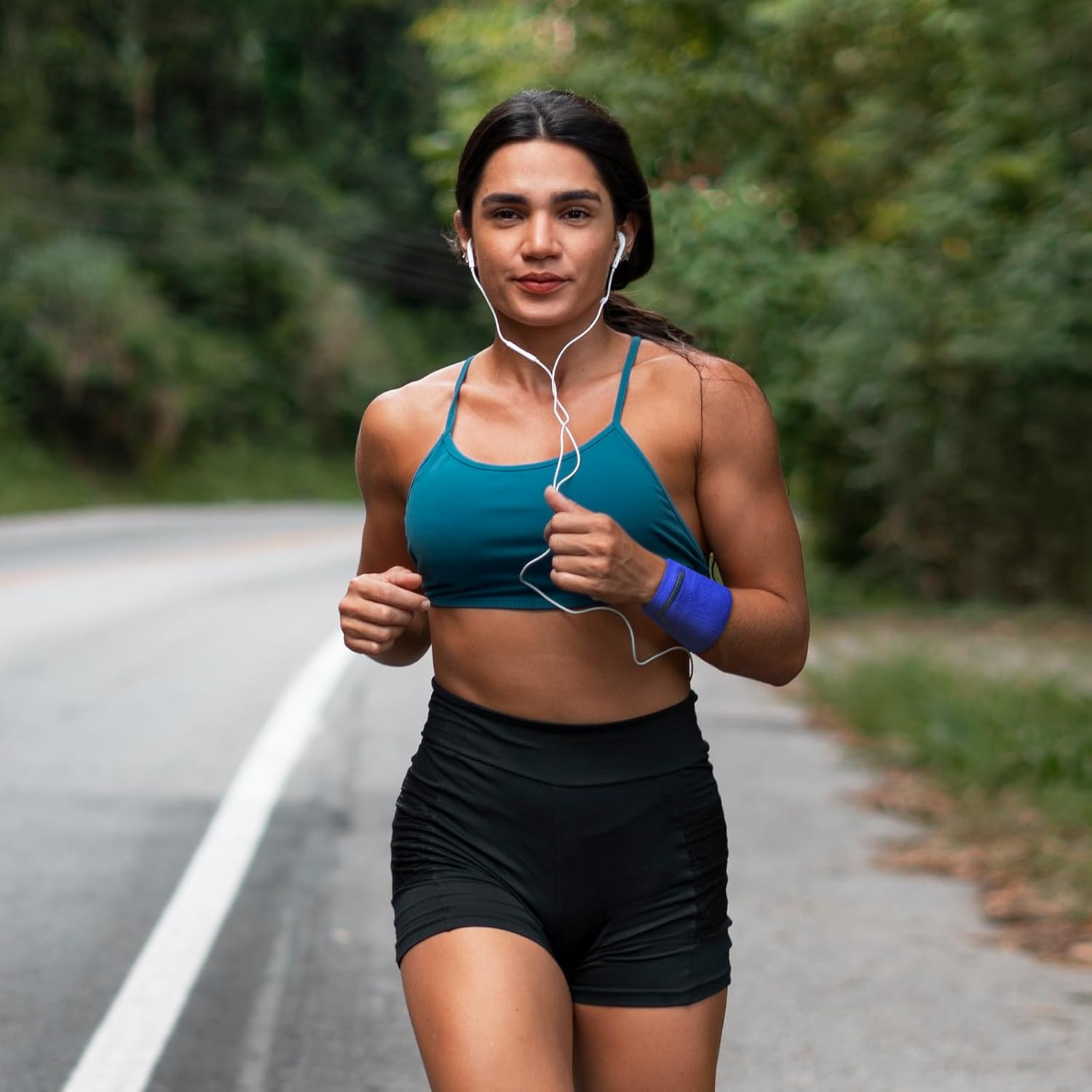 TEAONE Wrist Pouch Wallet, 4 PCS Sweatband Wrist Wallet for Running, Hiking, Cycling (4 Color) image number 6