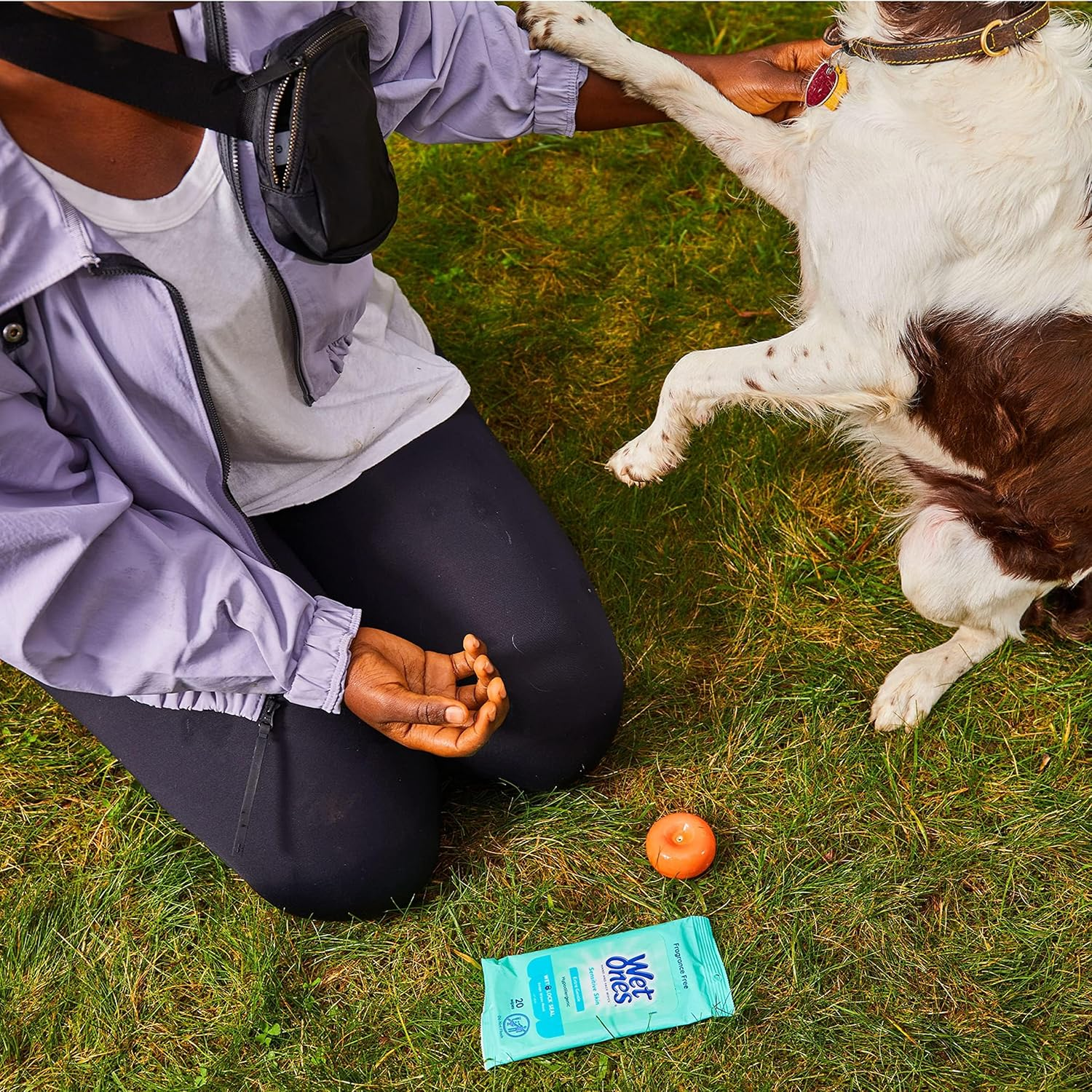 Wet Ones Hand Wipes for Sensitive Skin, 20 Count (Pack of 30) image number 2