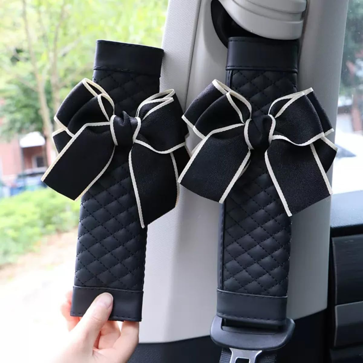 Zigihos Cute Bow Leather Car Seat Belt Cover Pads,2 Pcs & 4 Pcs Seat Belt Cover for Shoulder, Seatbelt Cushion, Car Seat Strap Pads, Seatbelt Covers for Women (Black,2)