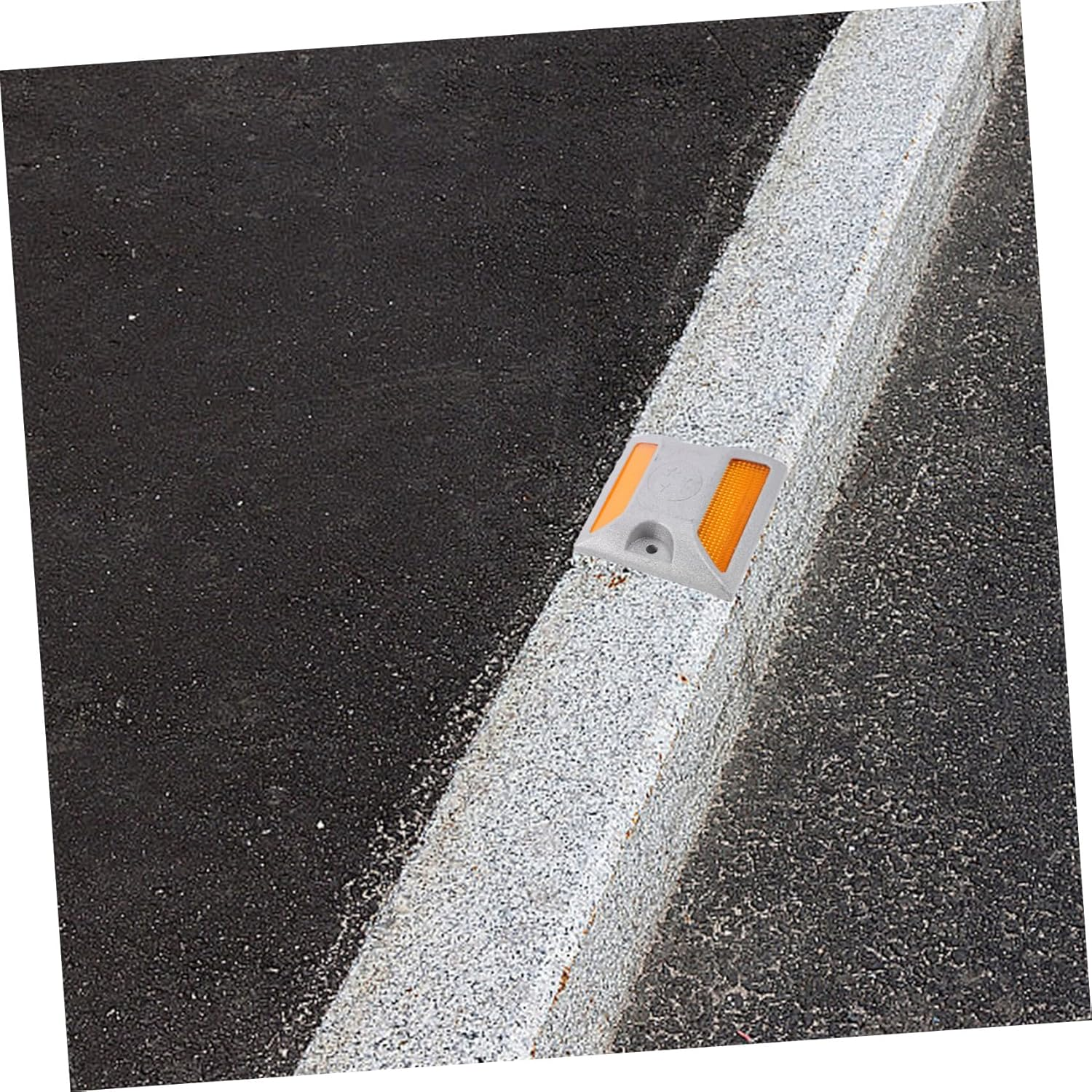 PAMINGONO 2Pcs Reflective Aluminum Driveway Markers for Nighttime Safety Emergency Road Reflectors High Visibility Sturdy Road Studs for Pavement and Driveway image number 2