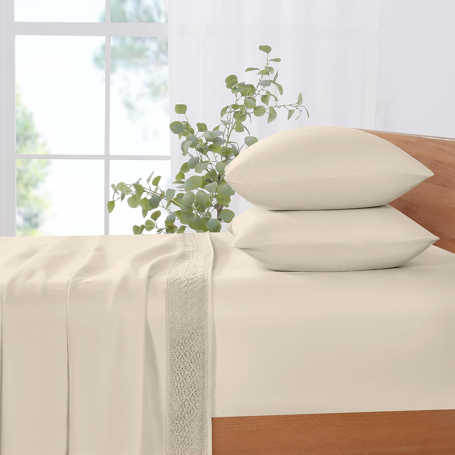 Amrapur Overseas | 4-Piece 100% Microfiber Crochet Lace Bed Sheet Set (Linen, King) image number 5